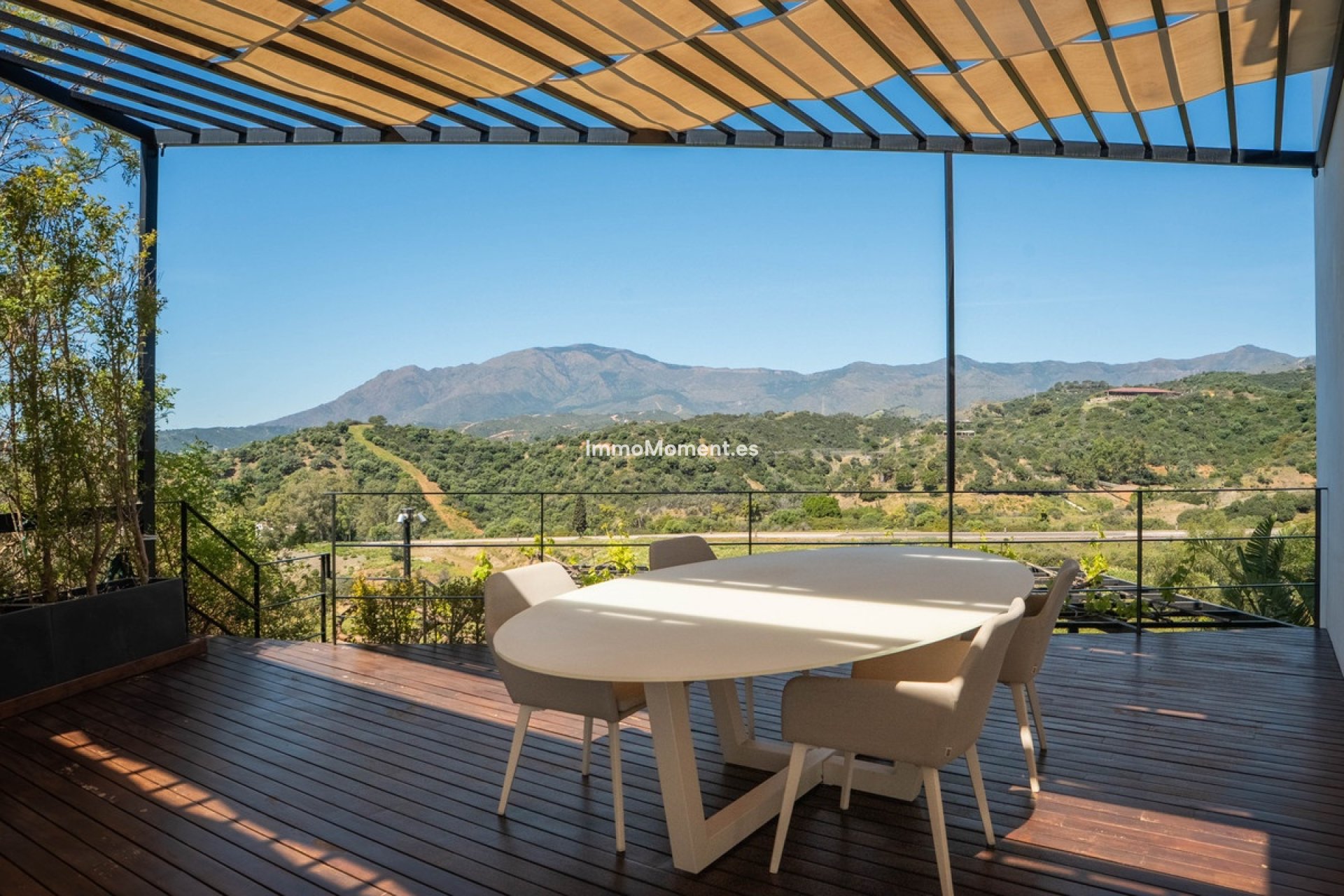Resale - Detached villa - Estepona - Estepona Centro