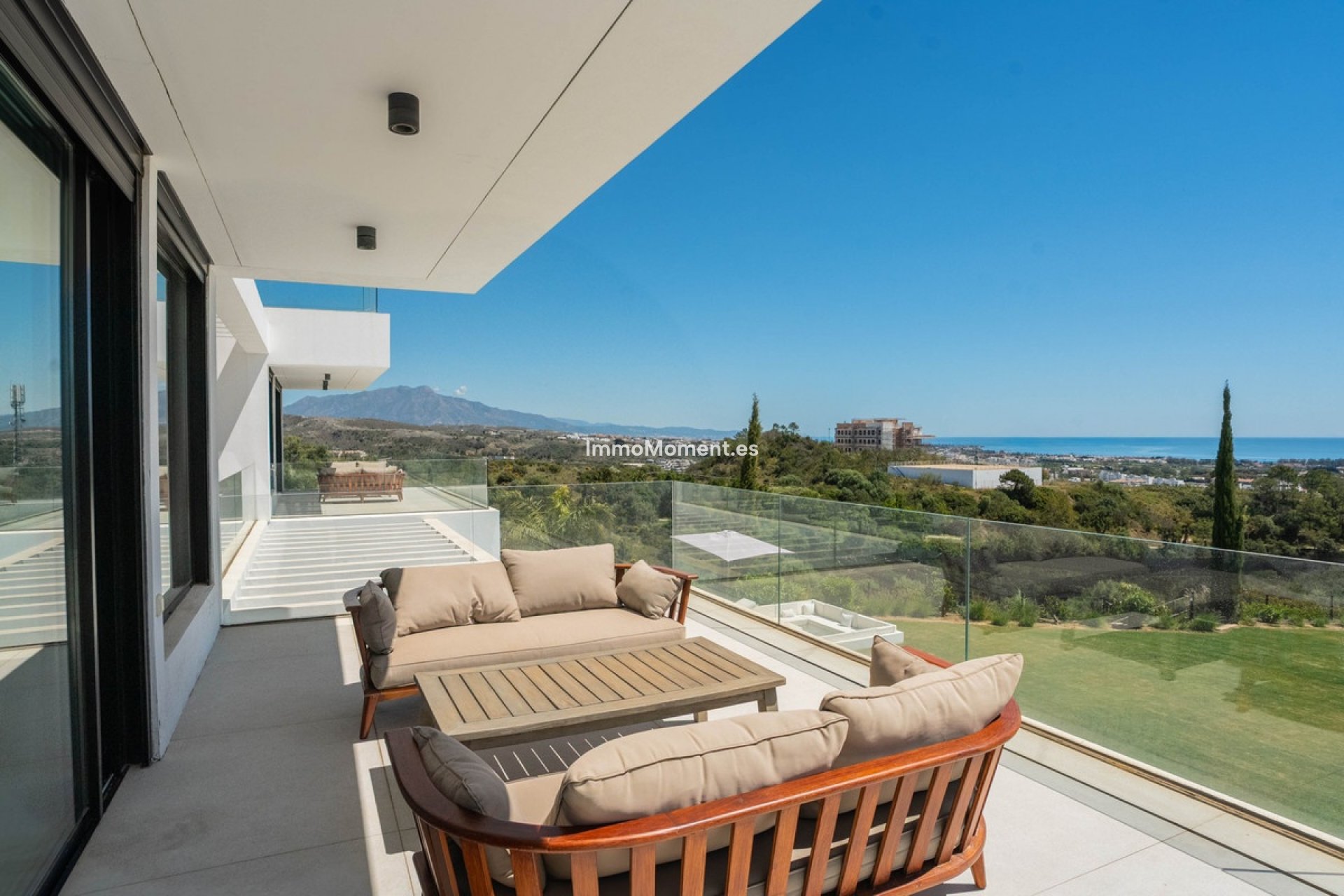 Resale - Detached villa - Estepona - Estepona Centro