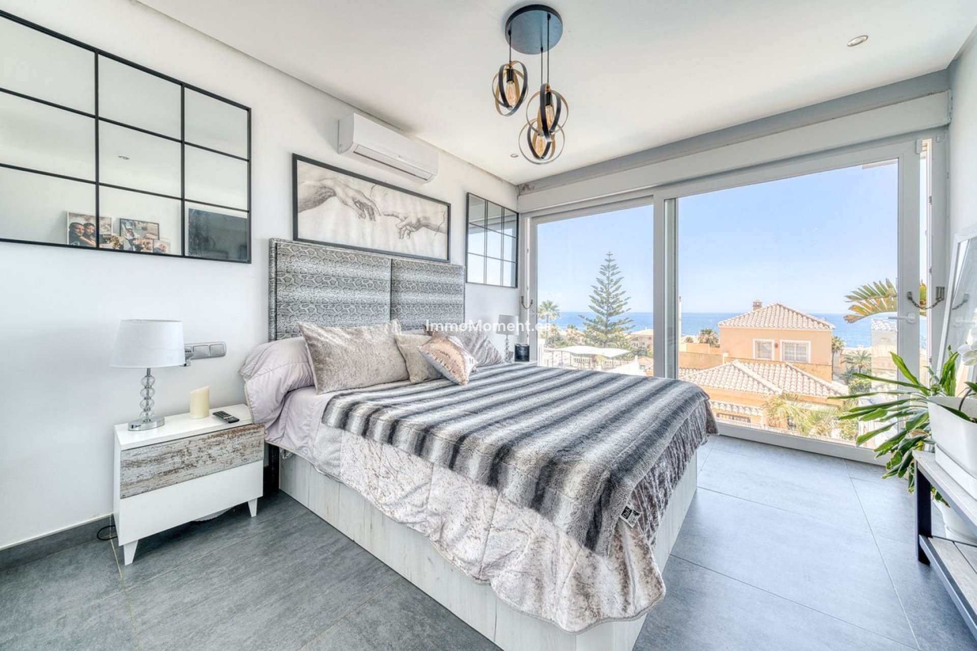 Resale - Detached villa - Estepona - Estepona Centro