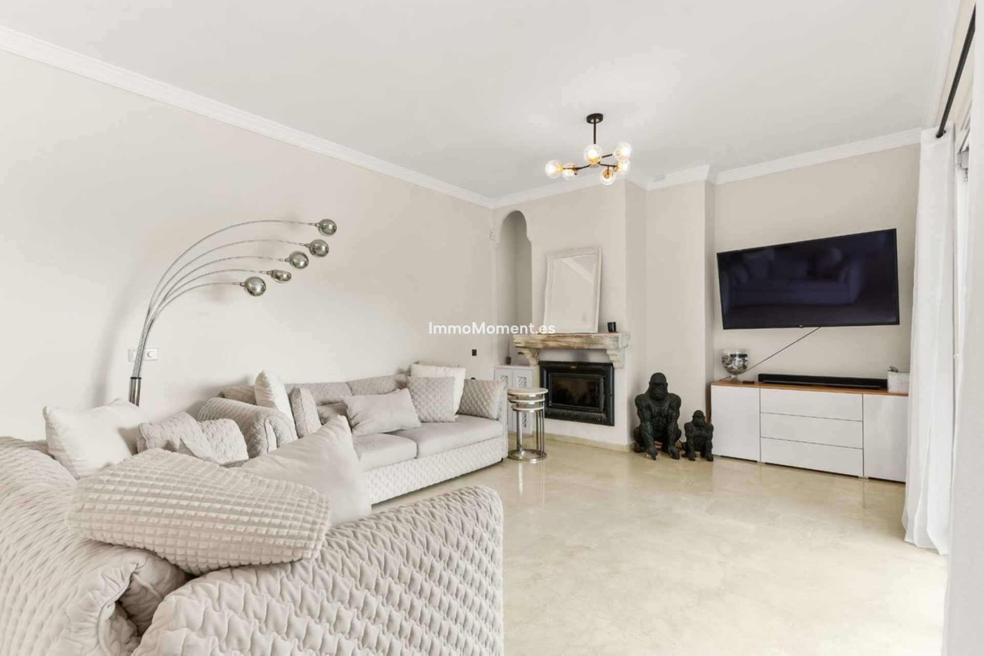 Resale - Detached villa - Estepona - Estepona Centro