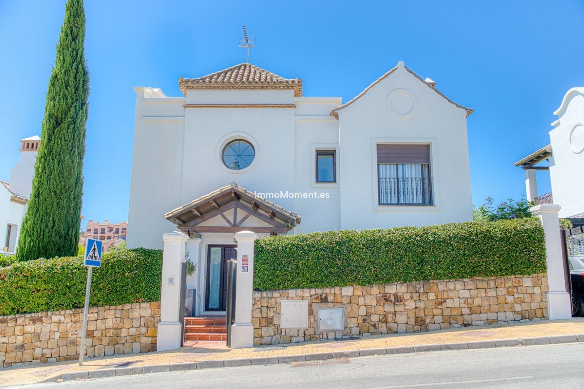 Resale - Detached villa - Estepona - Estepona Centro