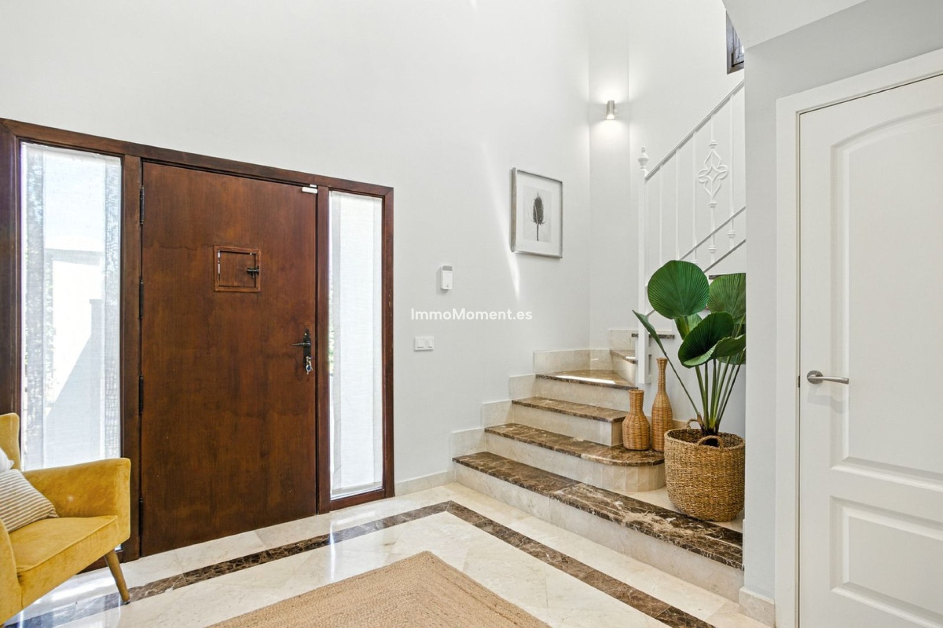 Resale - Detached villa - Estepona - Estepona Centro
