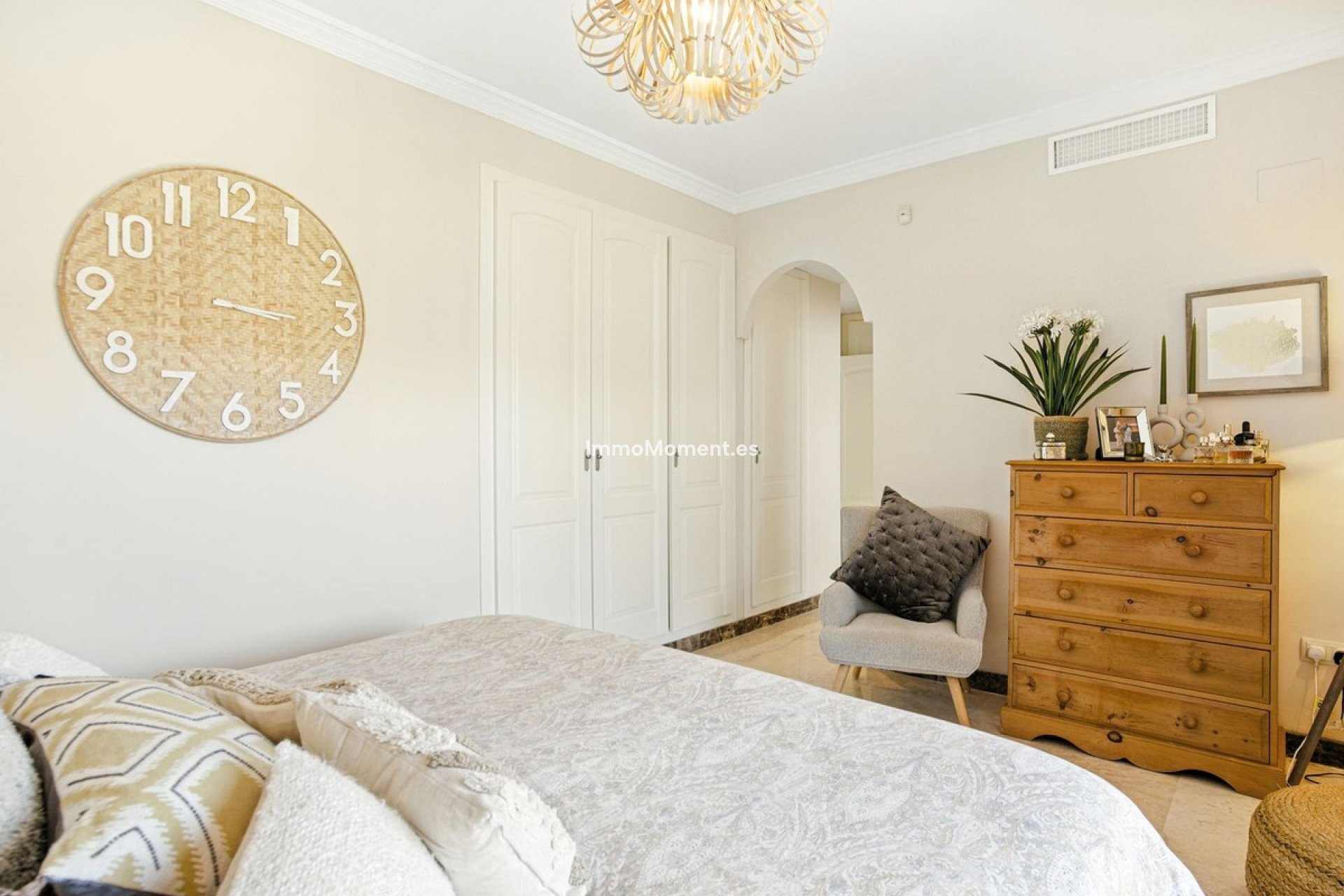 Resale - Detached villa - Estepona - Estepona Centro