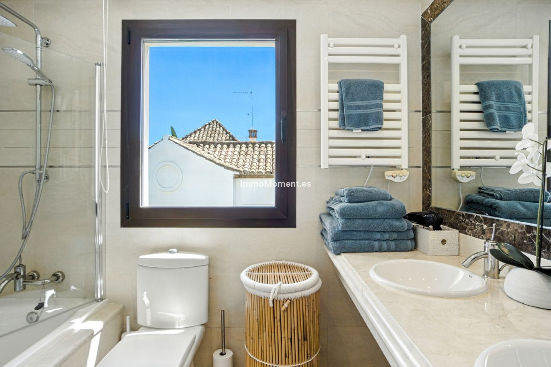 Resale - Detached villa - Estepona - Estepona Centro