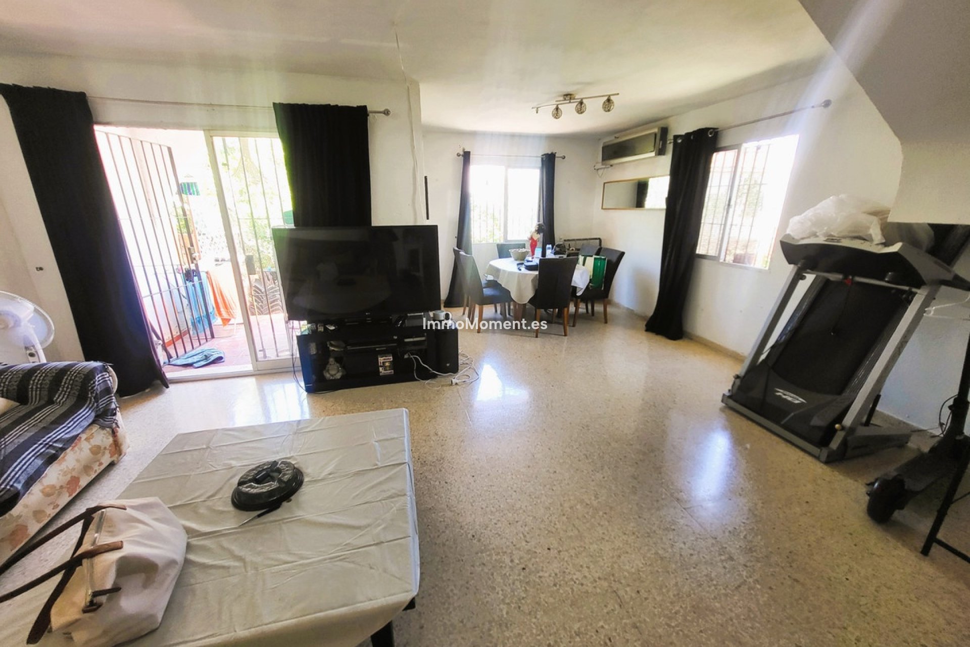Resale - Detached villa - Estepona - Estepona Centro