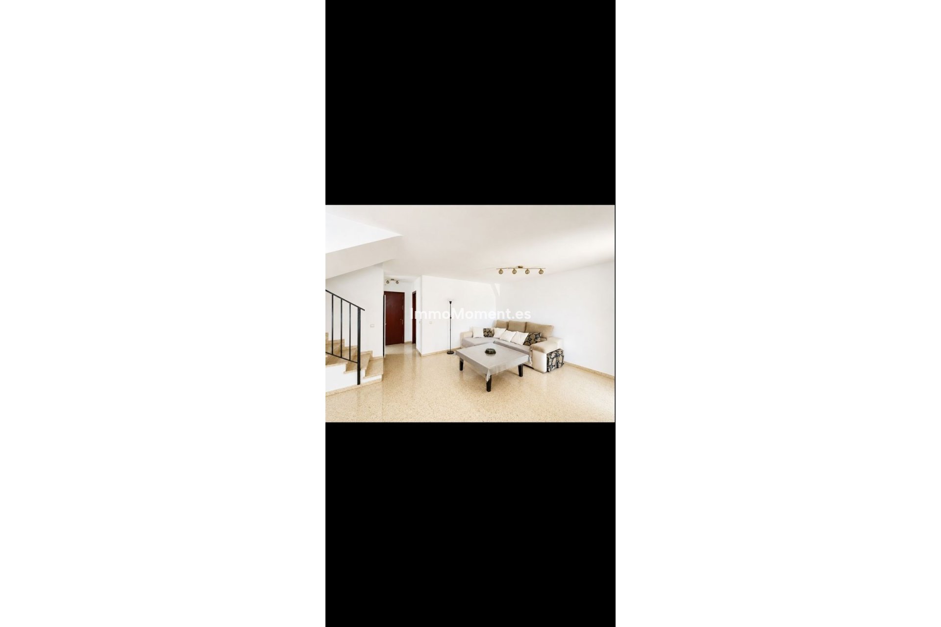 Resale - Detached villa - Estepona - Estepona Centro