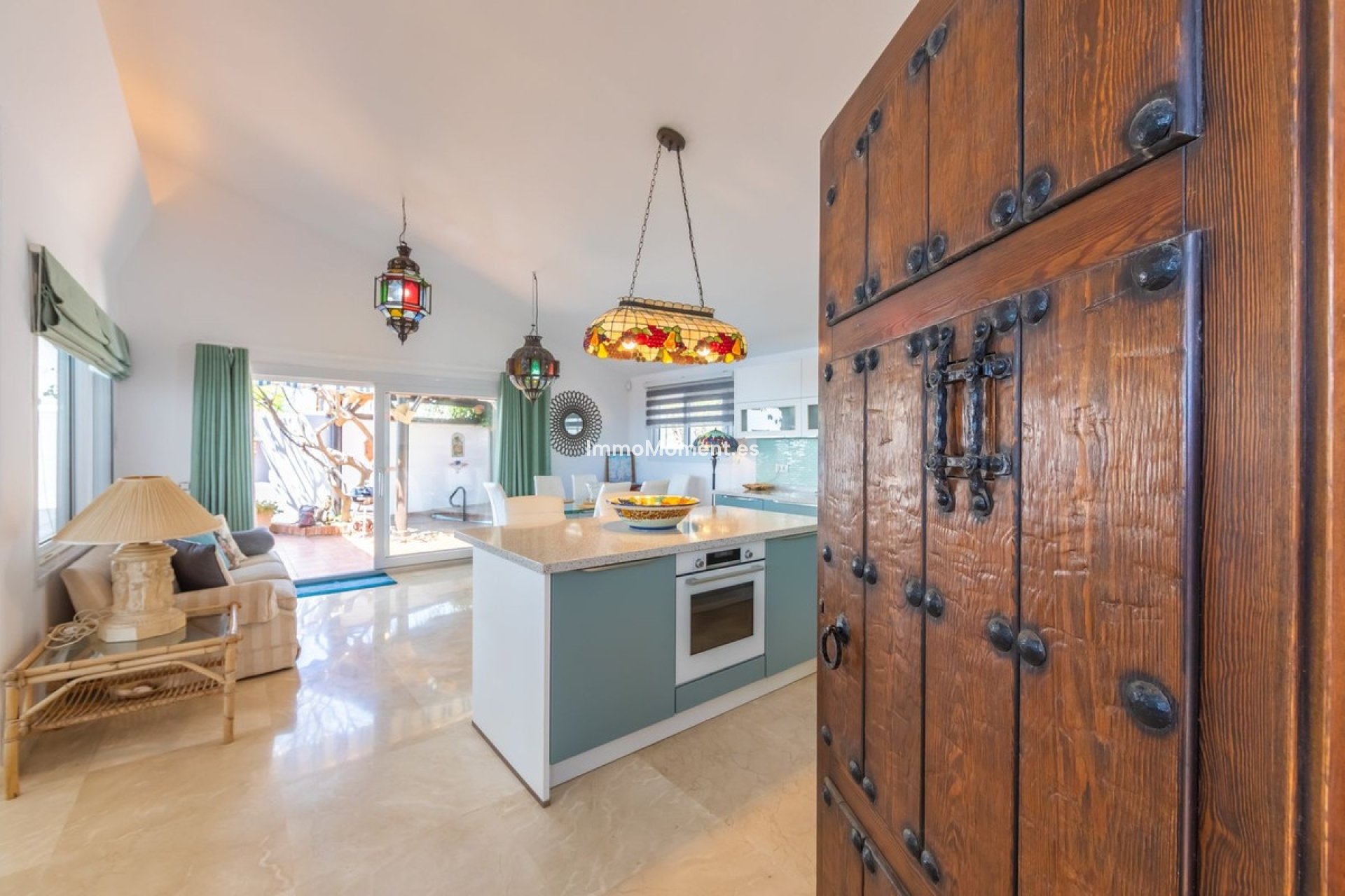 Resale - Detached villa - Estepona - Estepona Centro
