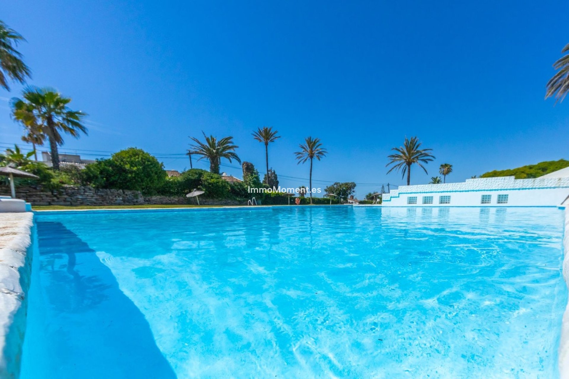 Resale - Detached villa - Estepona - Estepona Centro