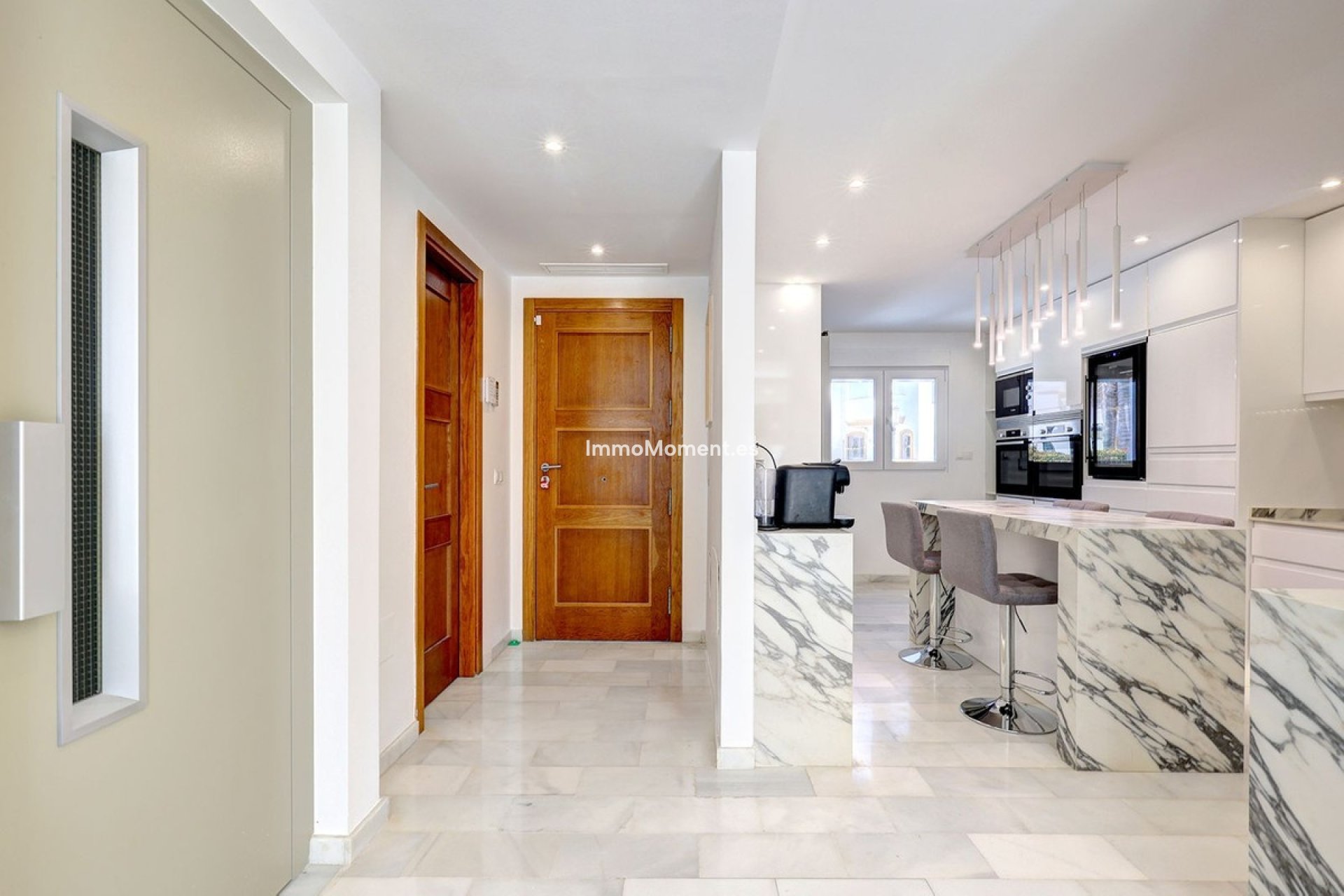 Resale - Detached villa - Estepona - Estepona Centro