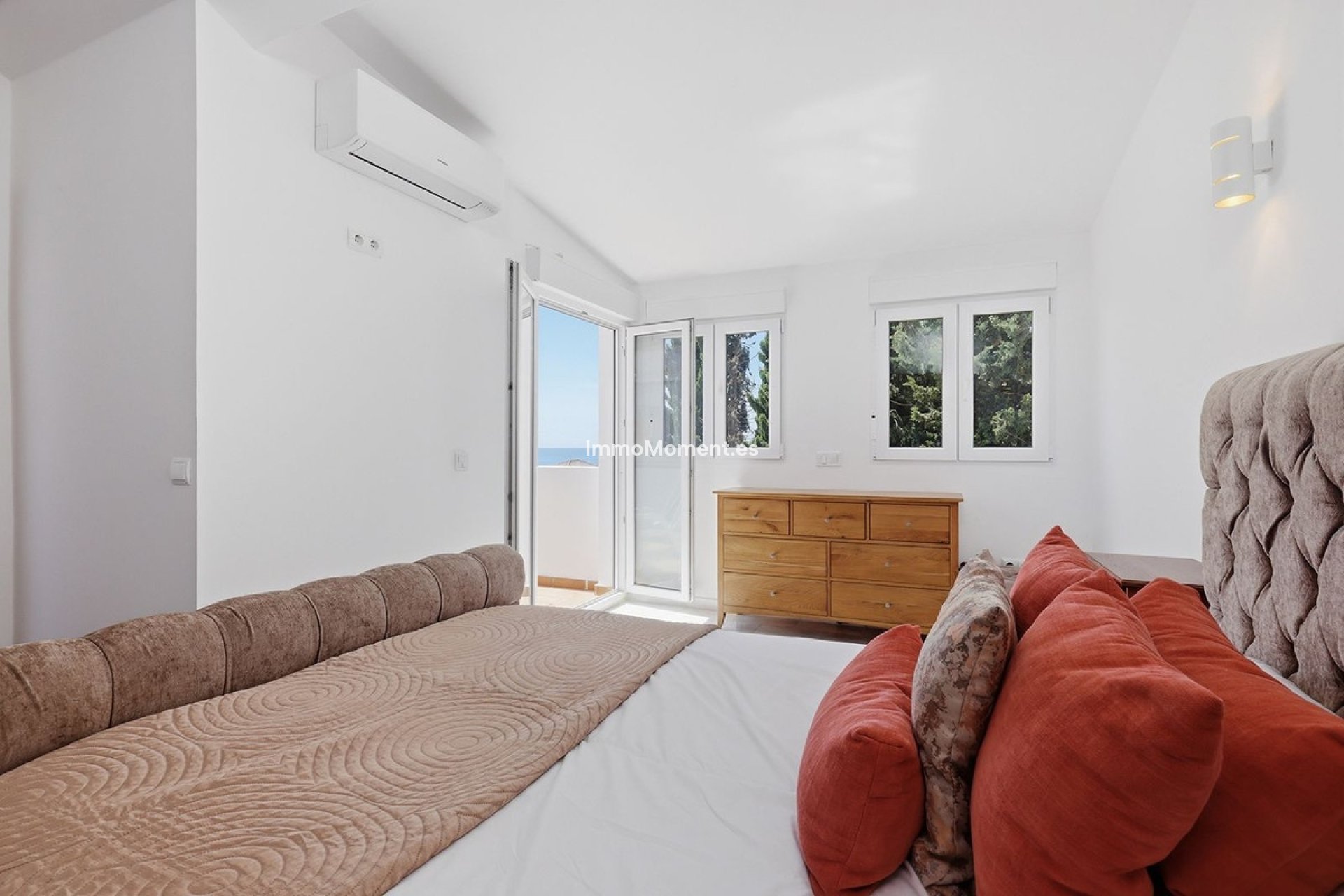 Resale - Detached villa - Estepona - Estepona Centro