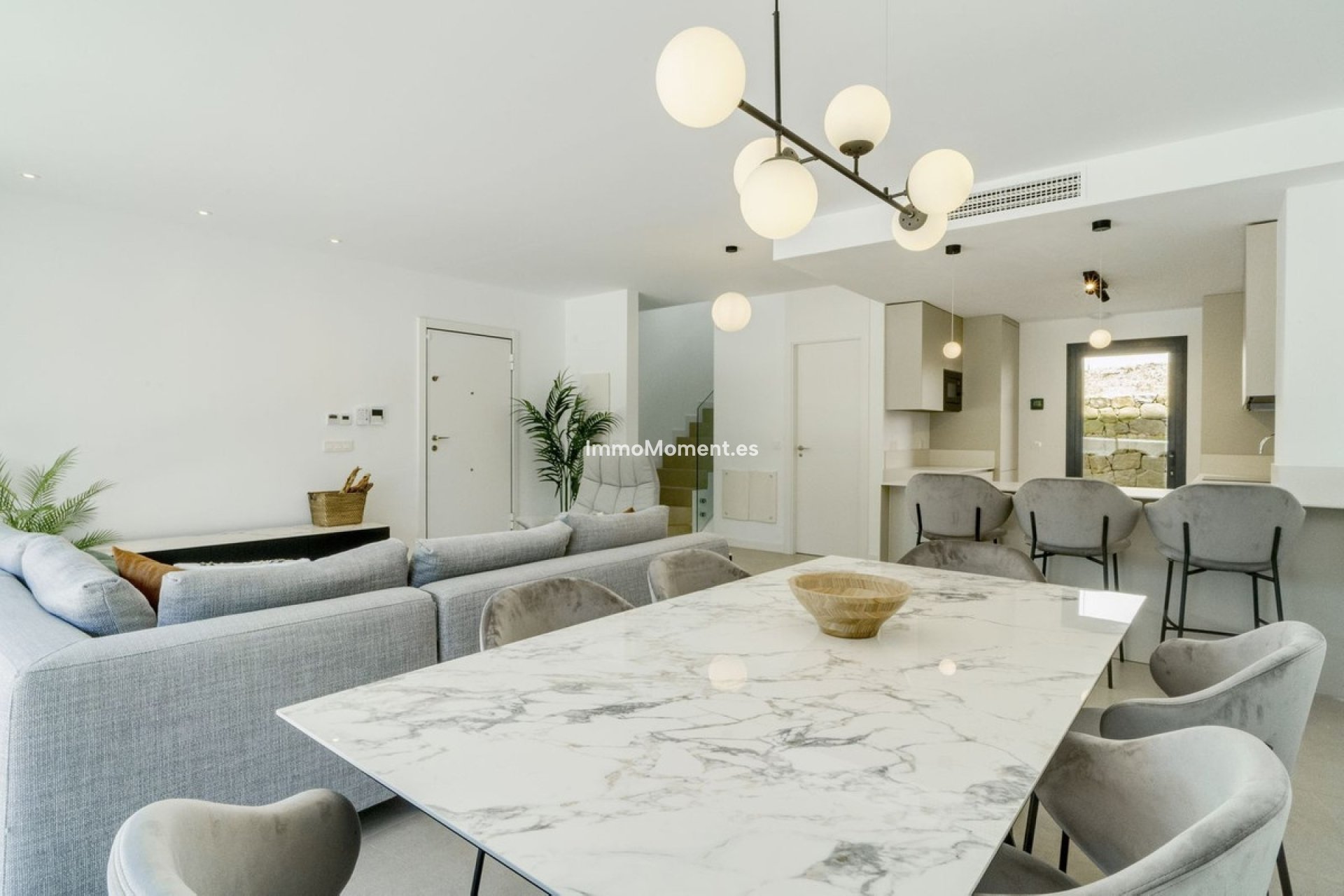 Resale - Detached villa - Estepona - Estepona Centro