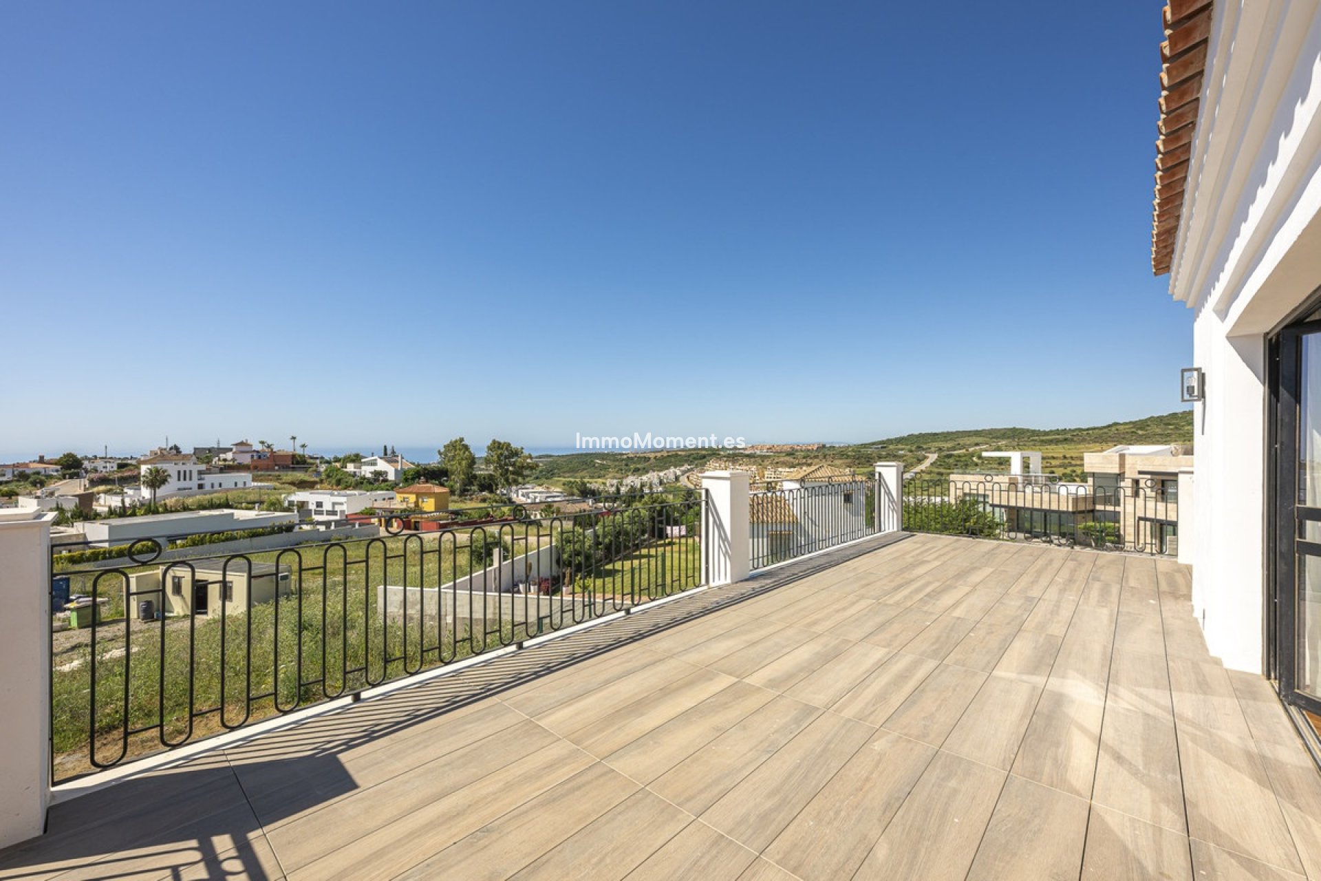 Resale - Detached villa - Estepona - Estepona Centro