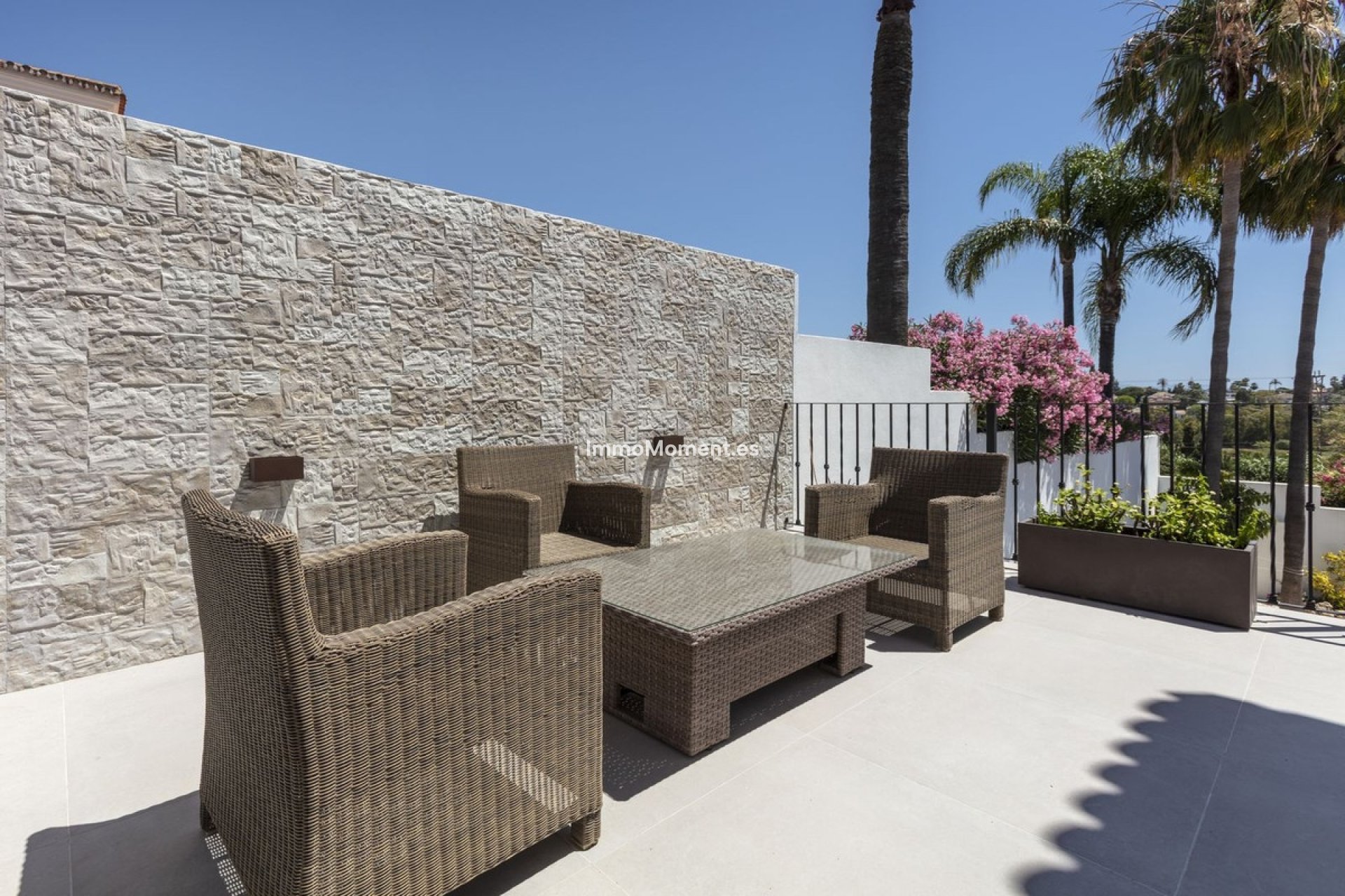 Resale - Detached villa - Estepona - Estepona Centro