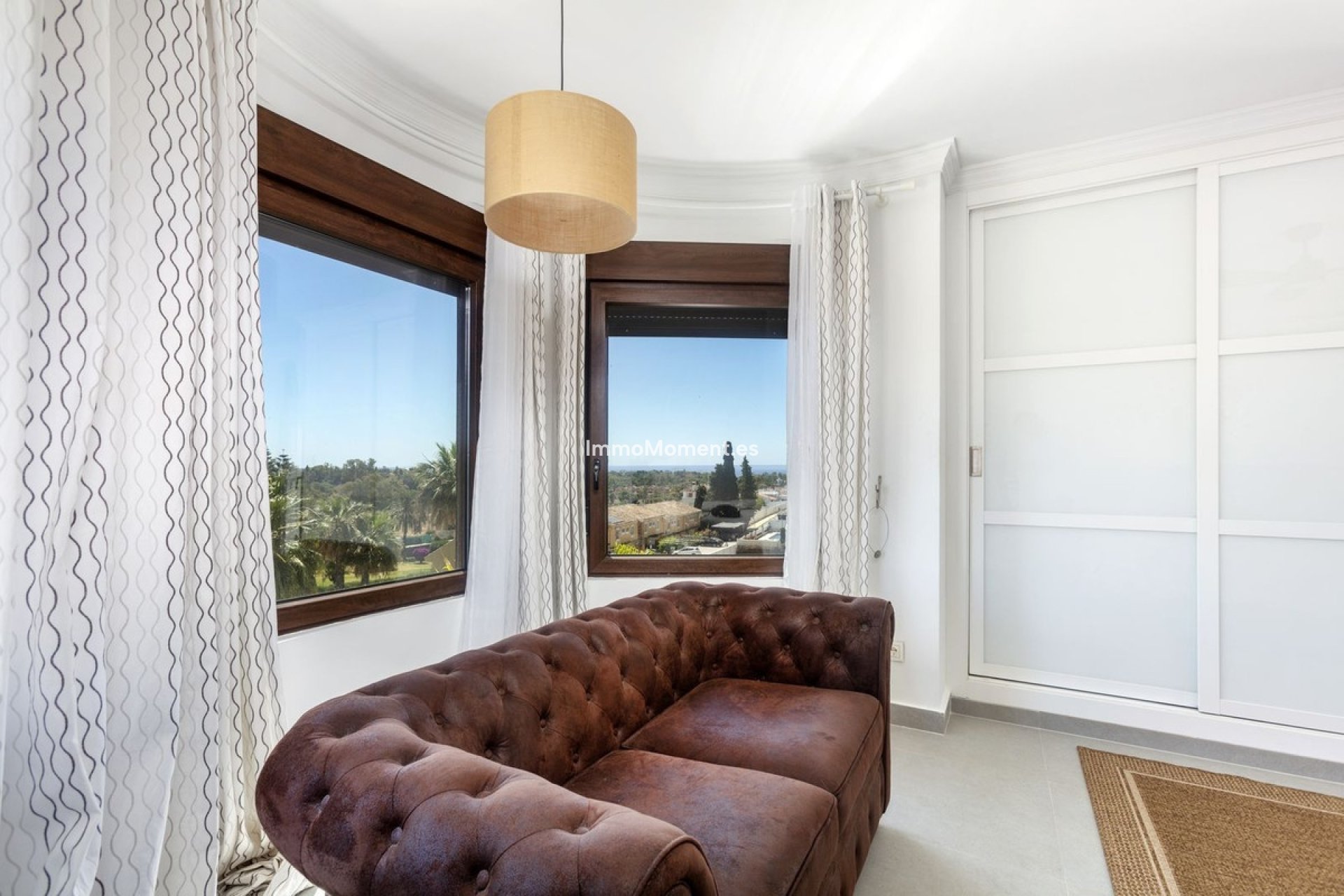 Resale - Detached villa - Estepona - Estepona Centro