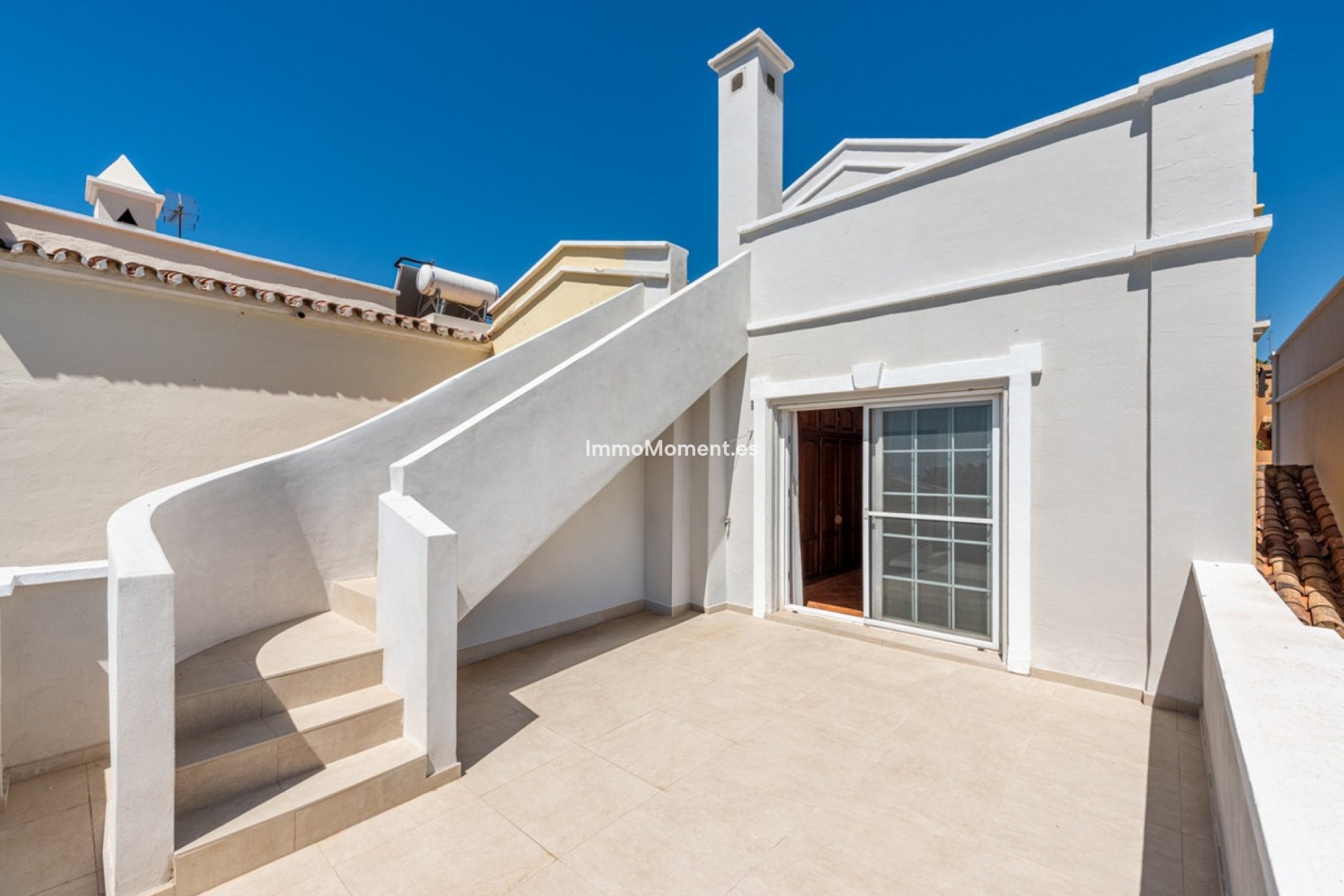 Resale - Detached villa - Estepona - Estepona Centro