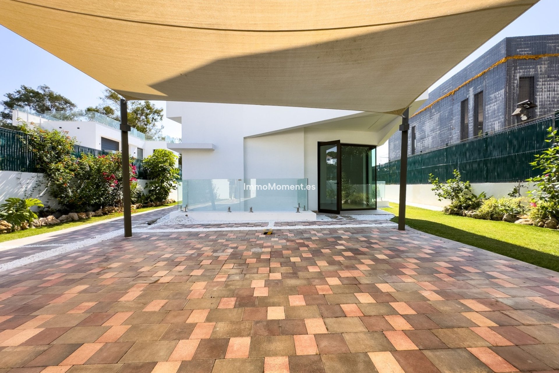 Resale - Detached villa - Estepona - Estepona Centro