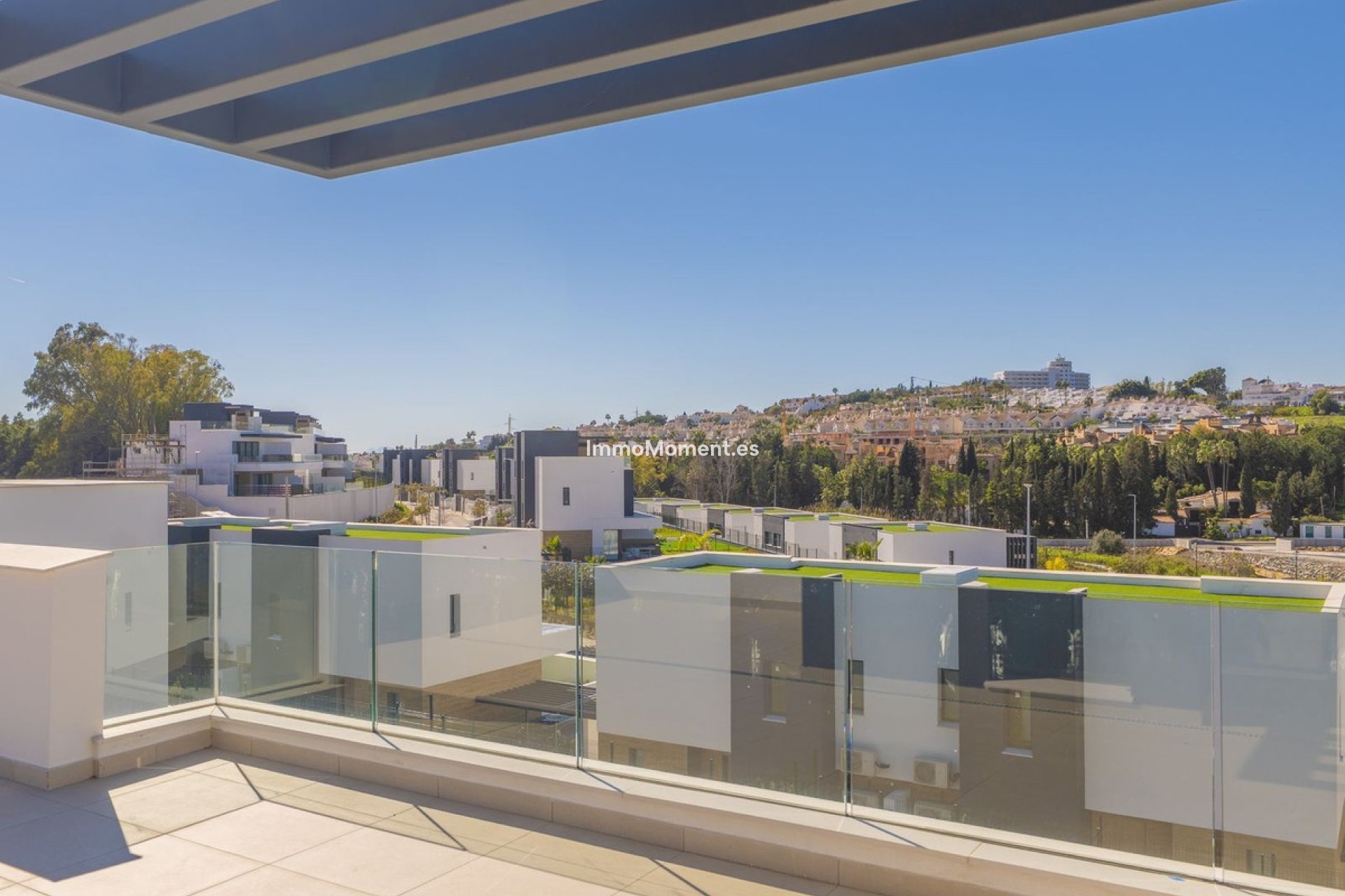Resale - Detached villa - Estepona - Estepona Centro