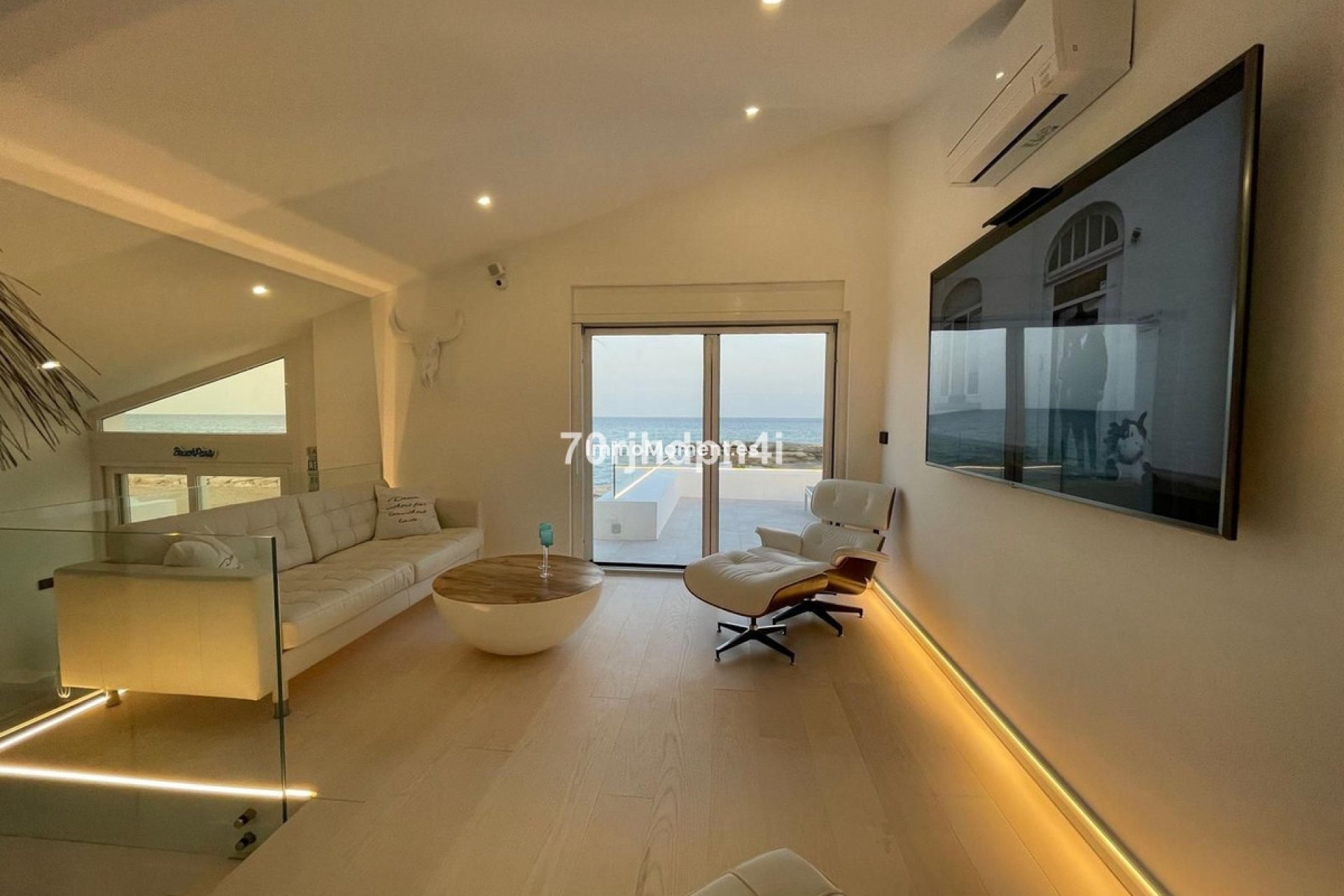 Resale - Detached villa - Estepona - Estepona Centro