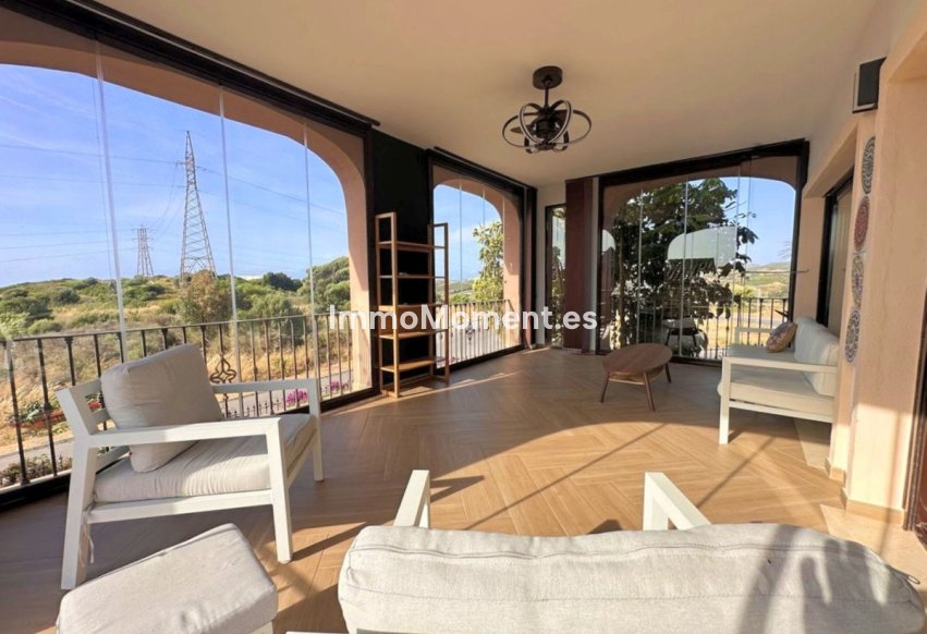 Resale - Detached villa - Estepona - Estepona Centro
