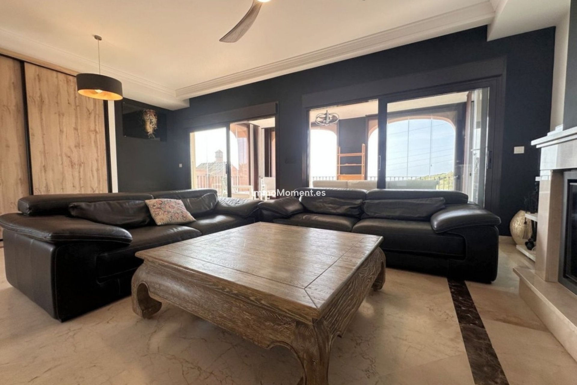 Resale - Detached villa - Estepona - Estepona Centro