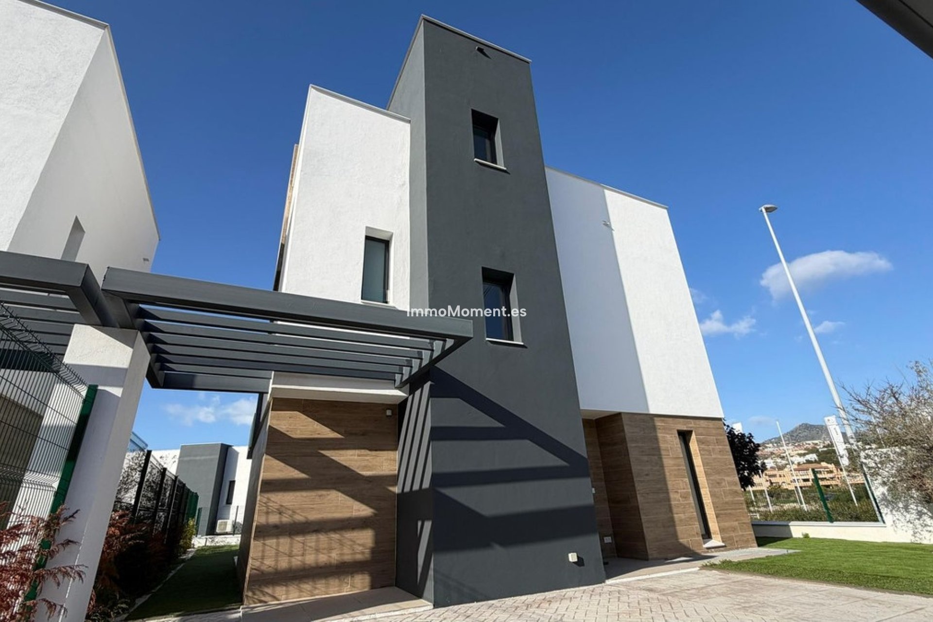 Resale - Detached villa - Estepona - Estepona Centro