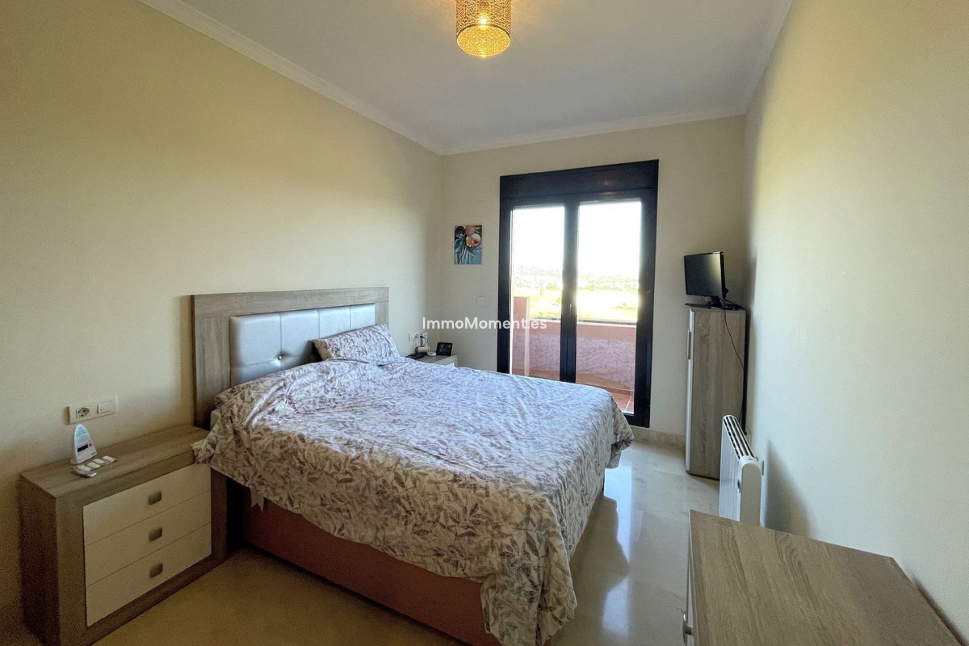 Resale - Detached villa - Estepona - Estepona Centro