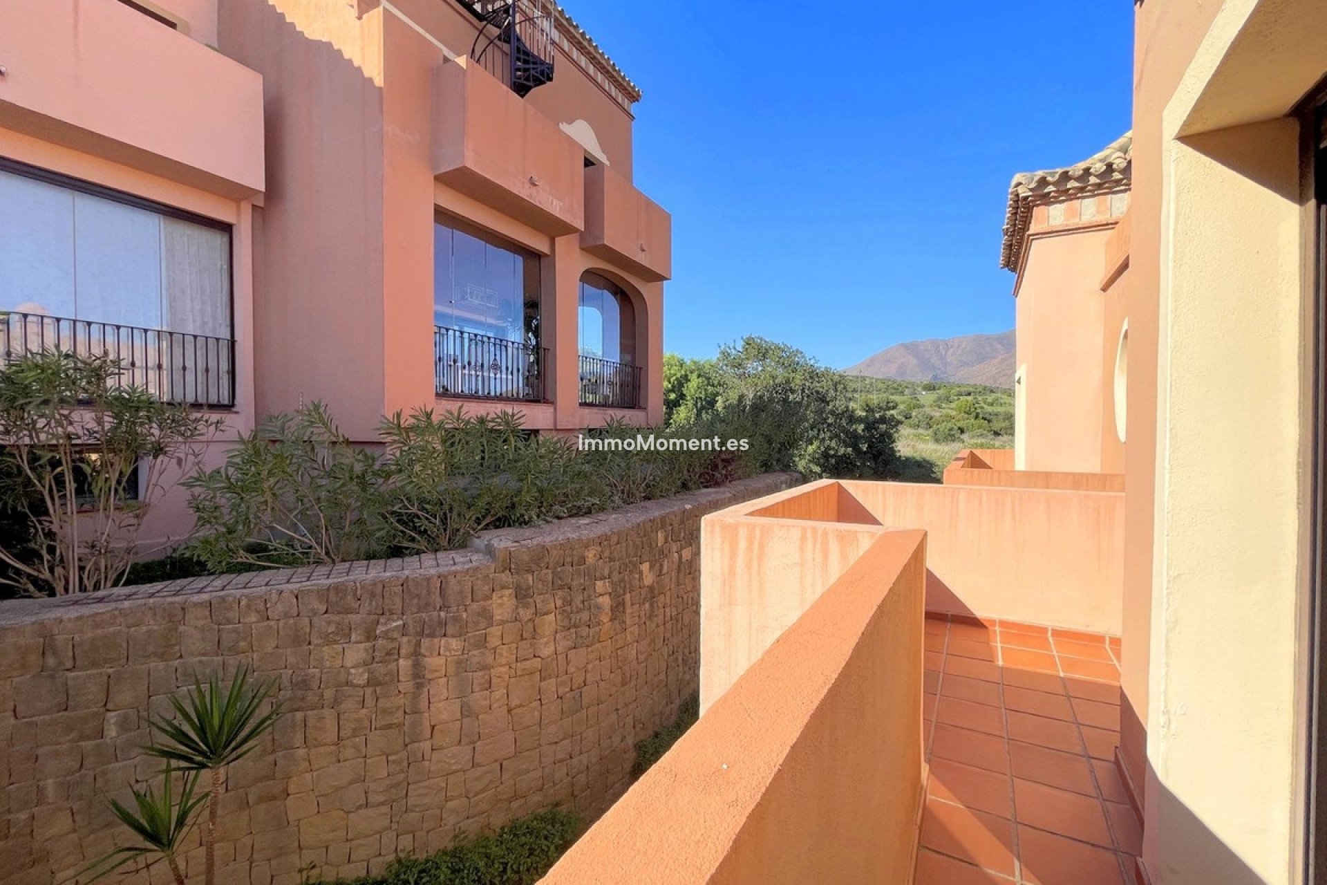 Resale - Detached villa - Estepona - Estepona Centro