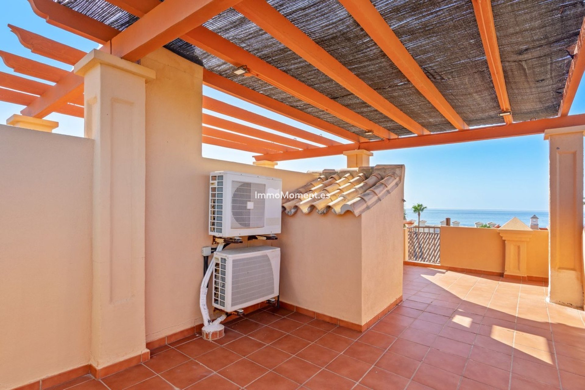 Resale - Detached villa - Estepona - Estepona Centro