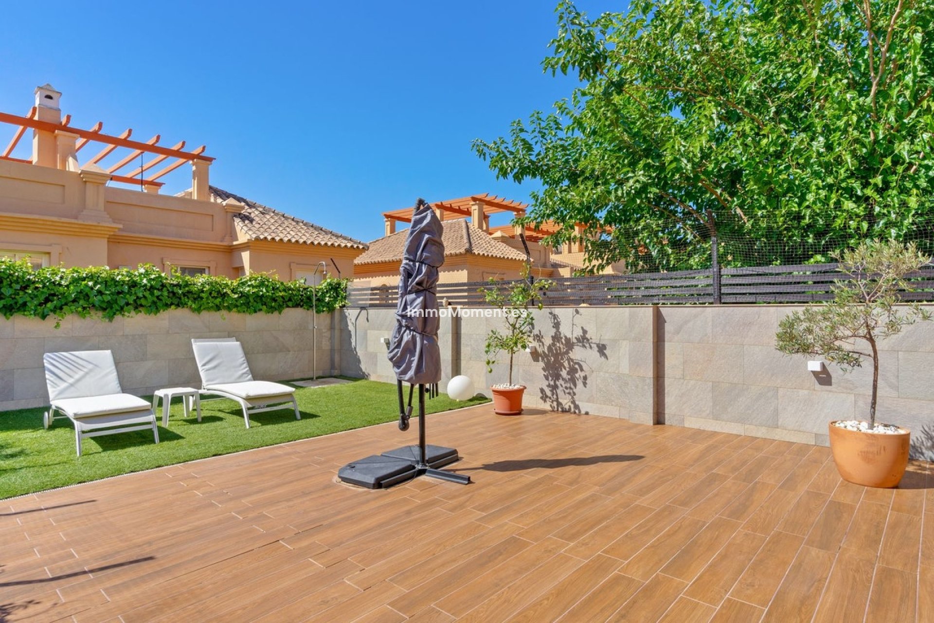 Resale - Detached villa - Estepona - Estepona Centro