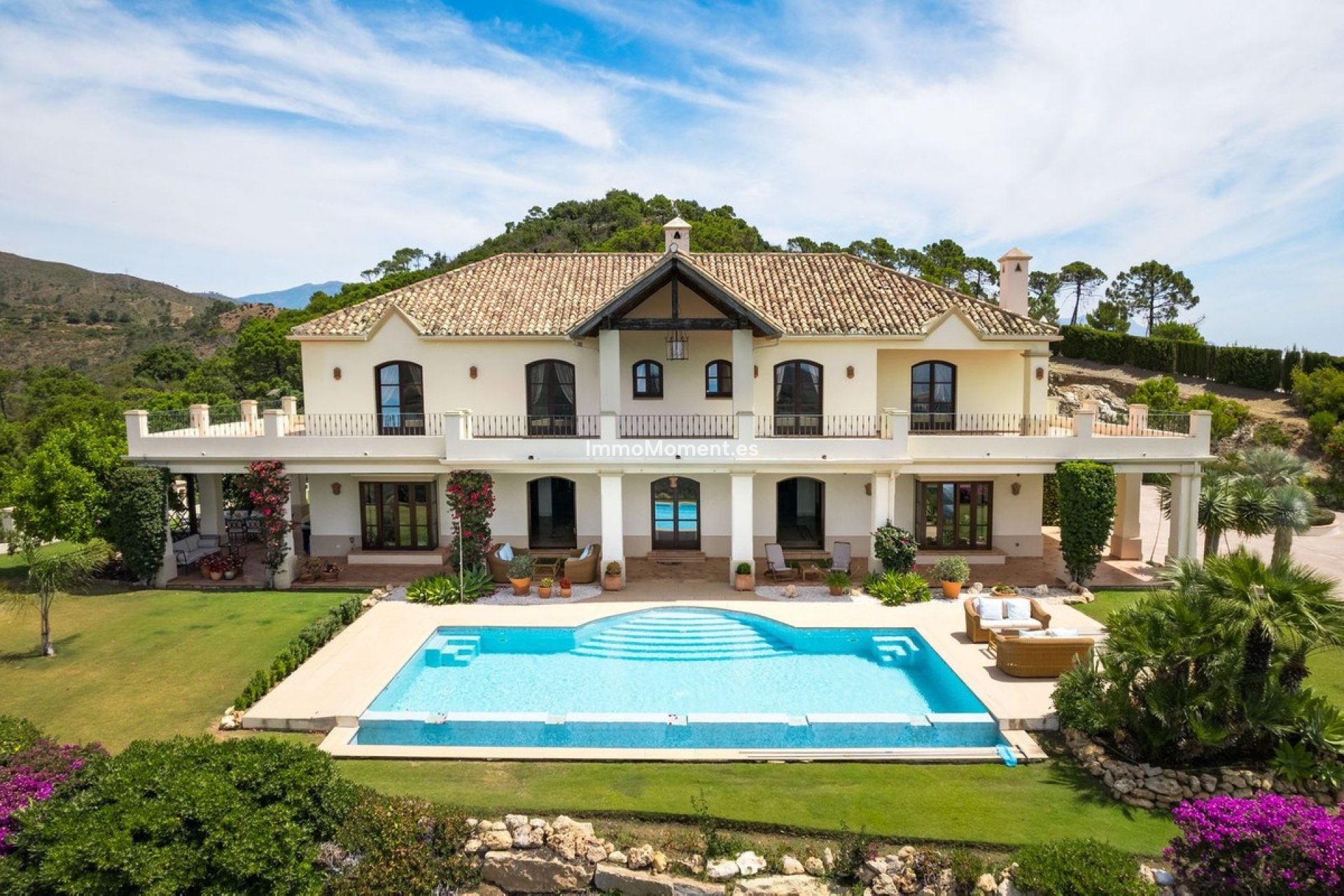 Resale - Detached villa - Estepona - Estepona Centro