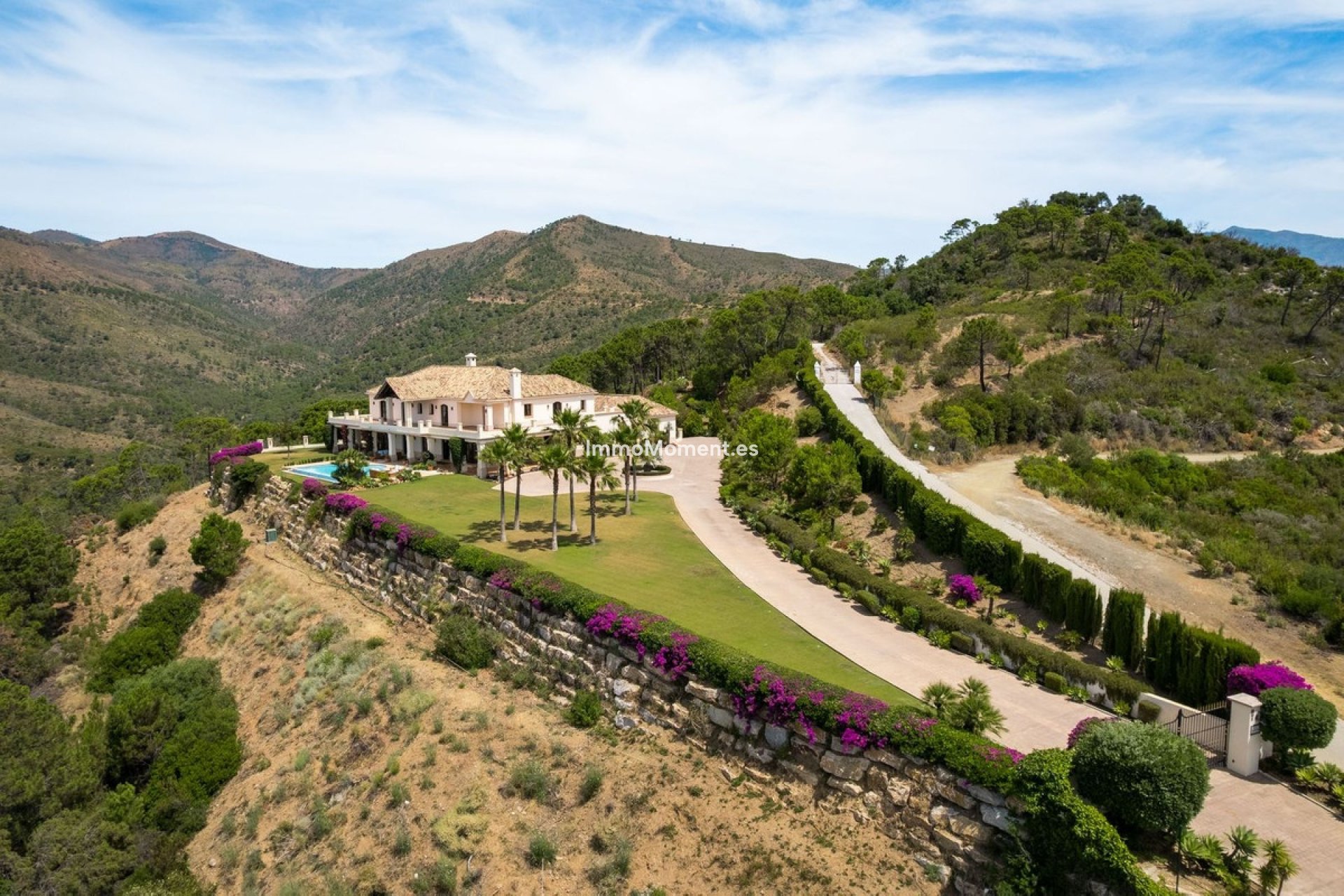 Resale - Detached villa - Estepona - Estepona Centro