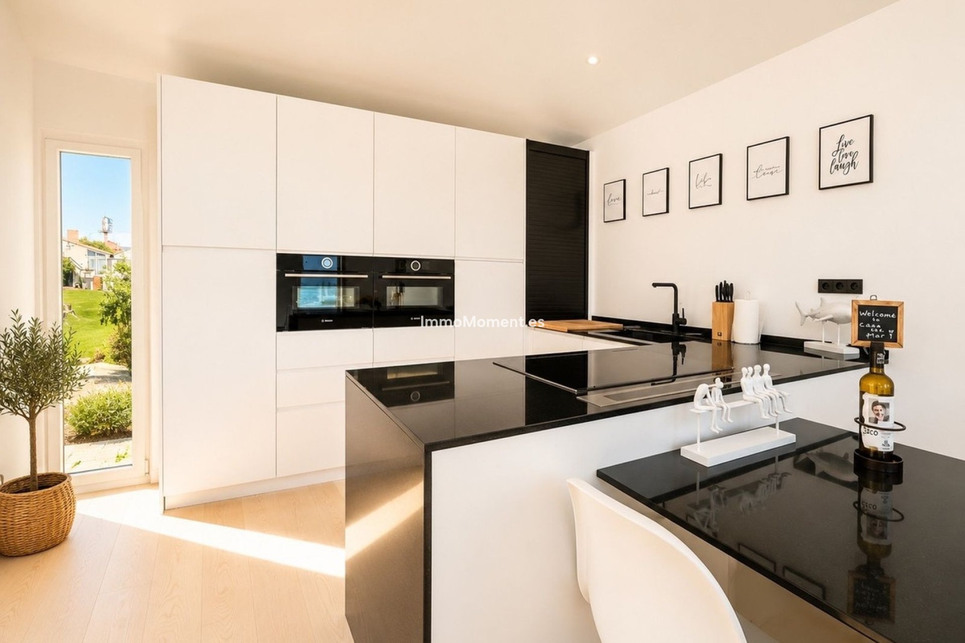 Resale - Detached villa - Estepona - Estepona Centro