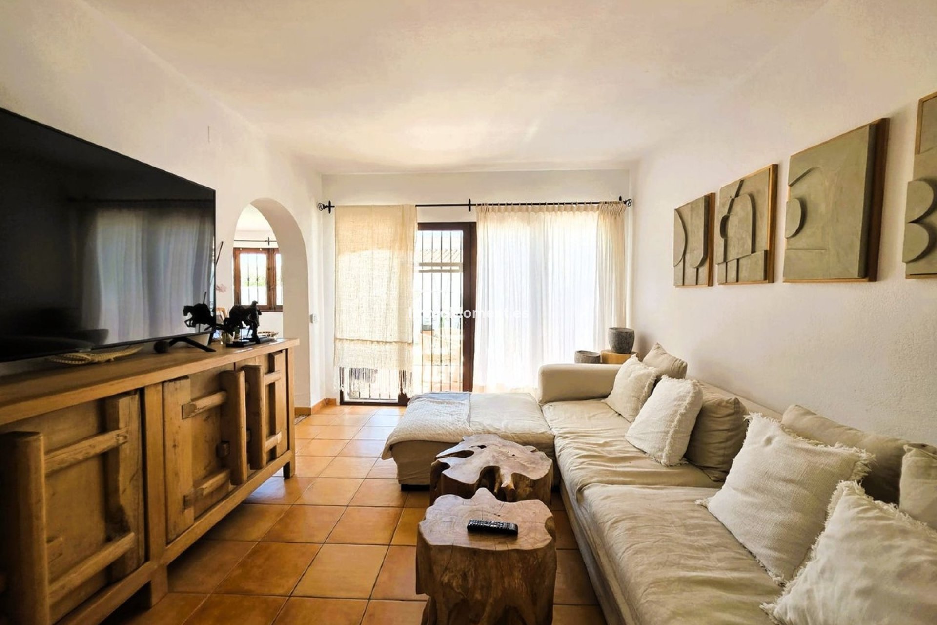 Resale - Detached villa - Estepona - Estepona Centro