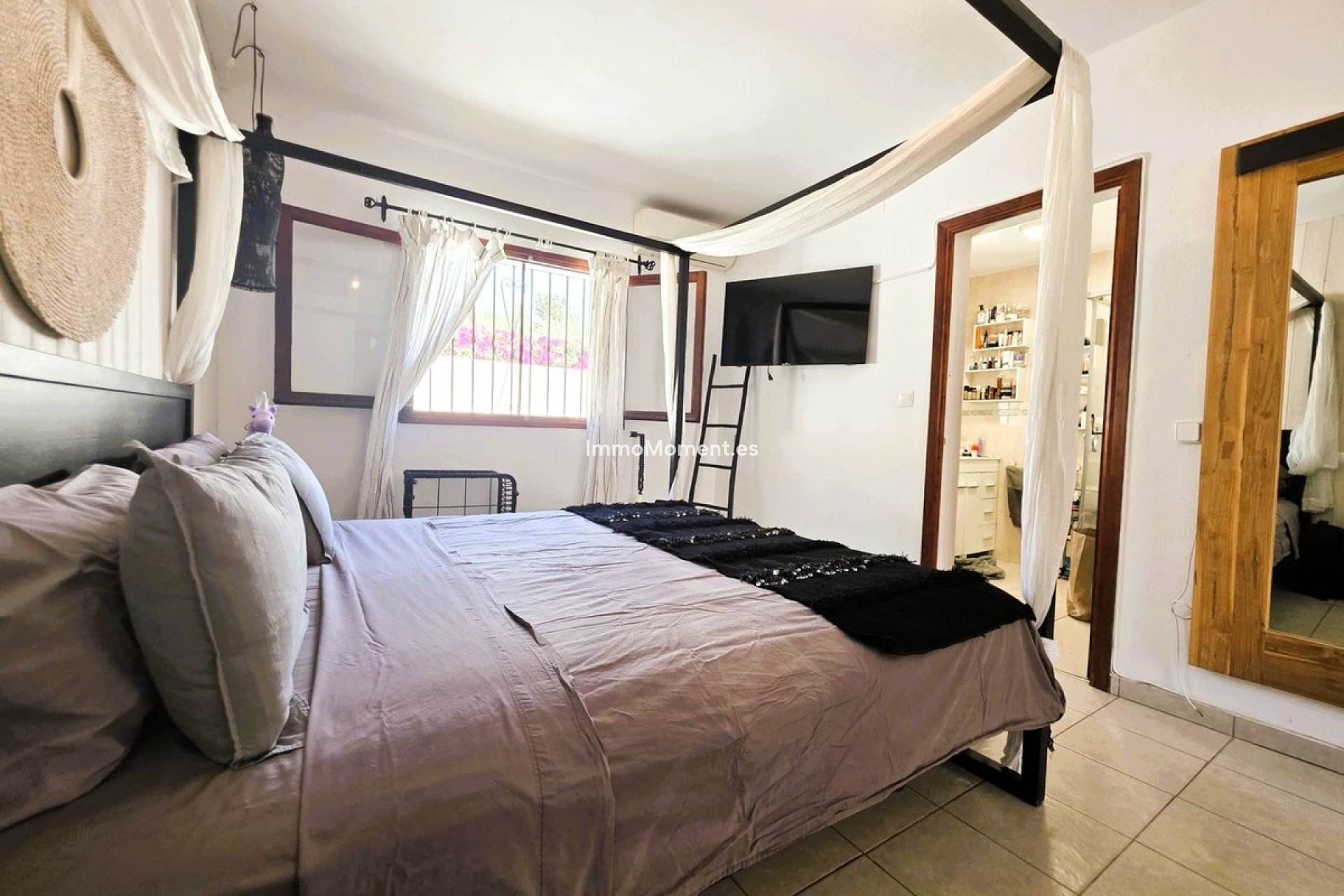 Resale - Detached villa - Estepona - Estepona Centro