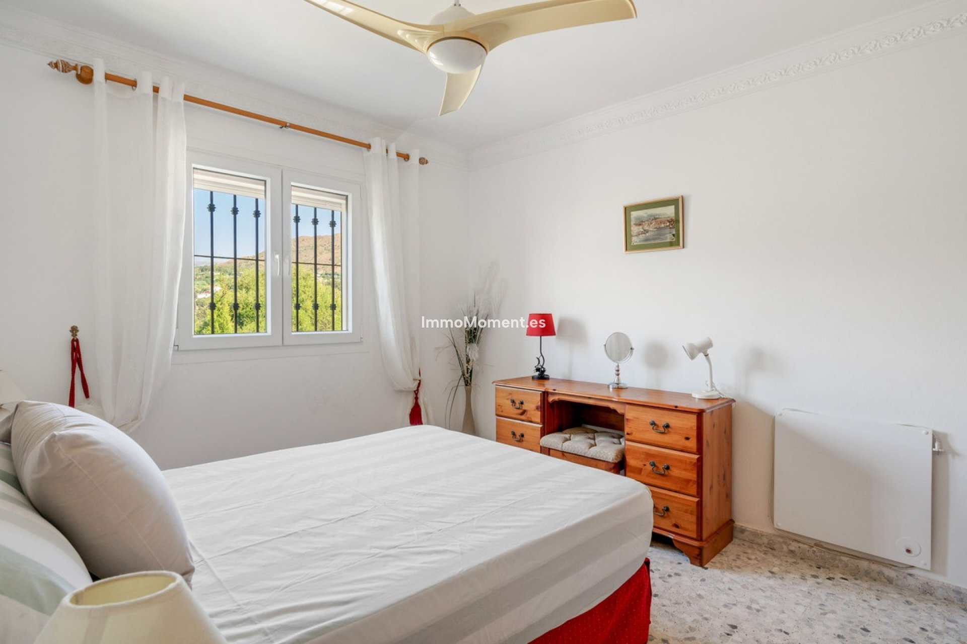 Resale - Detached villa - Estepona - Estepona Centro