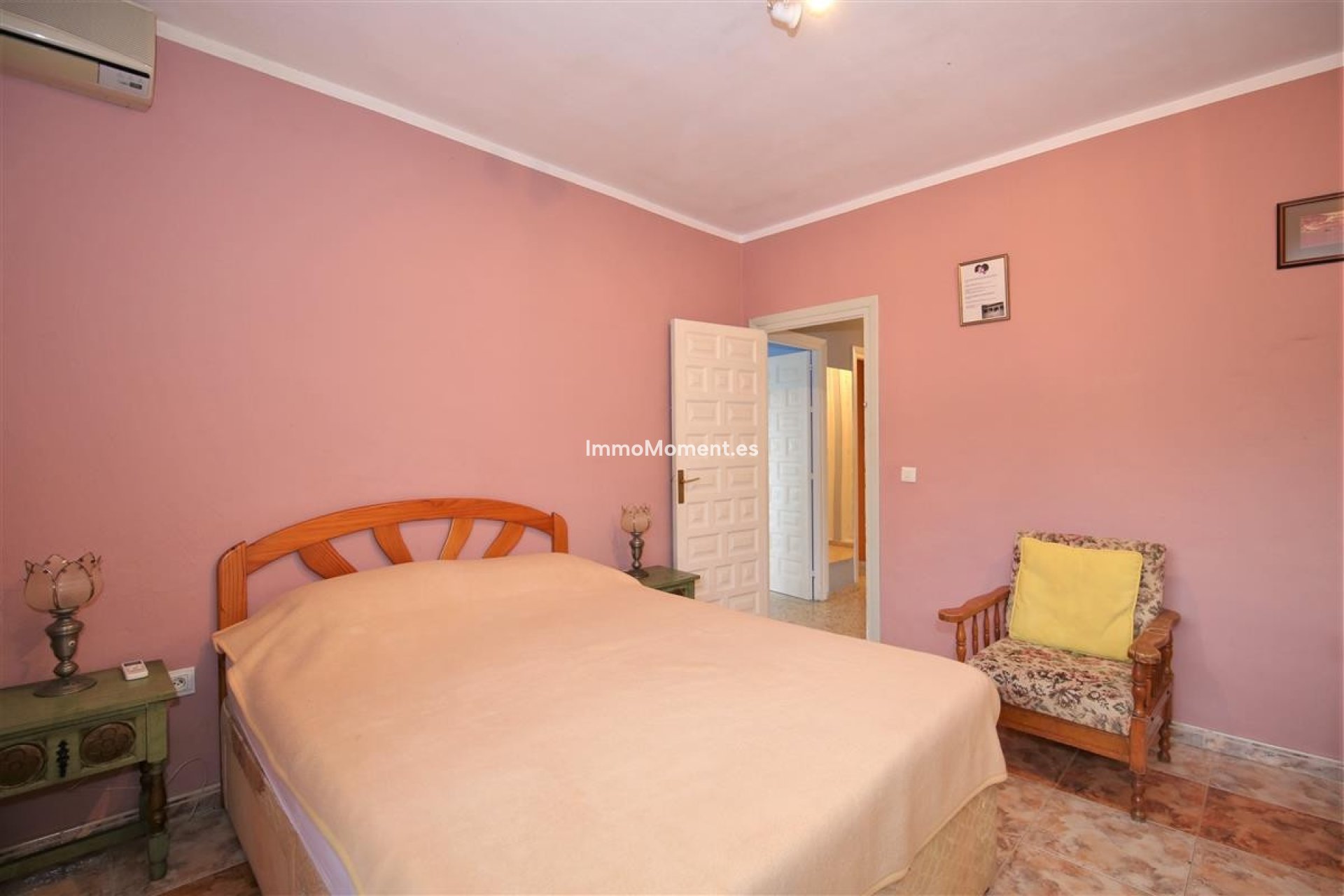 Resale - Detached villa - Estepona - Estepona Centro