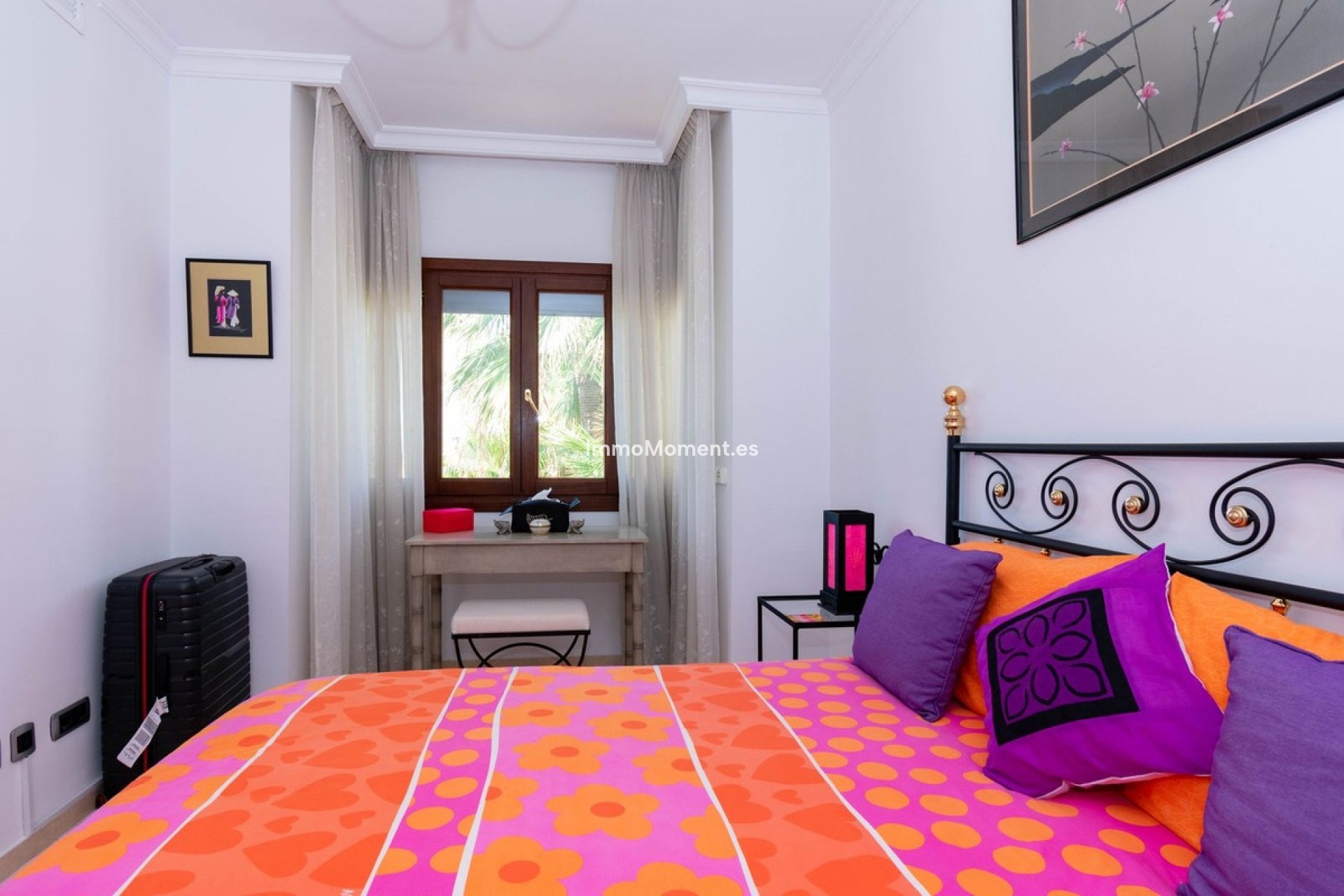 Resale - Detached villa - Estepona - Estepona Centro
