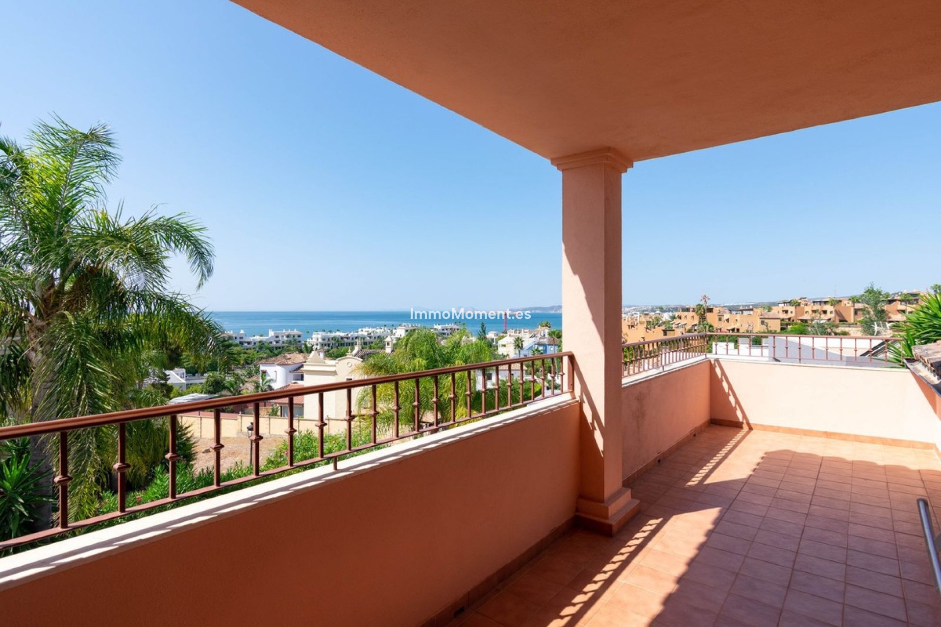 Resale - Detached villa - Estepona - Estepona Centro