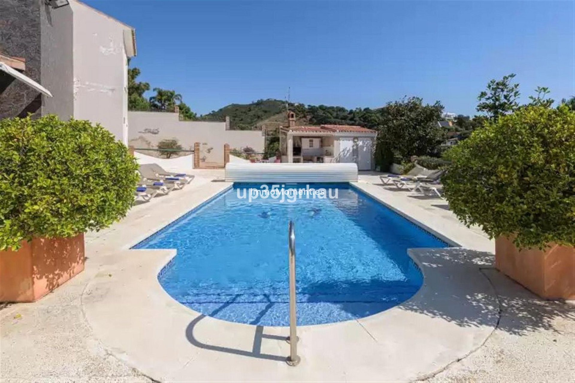 Resale - Detached villa - Estepona - Estepona Centro