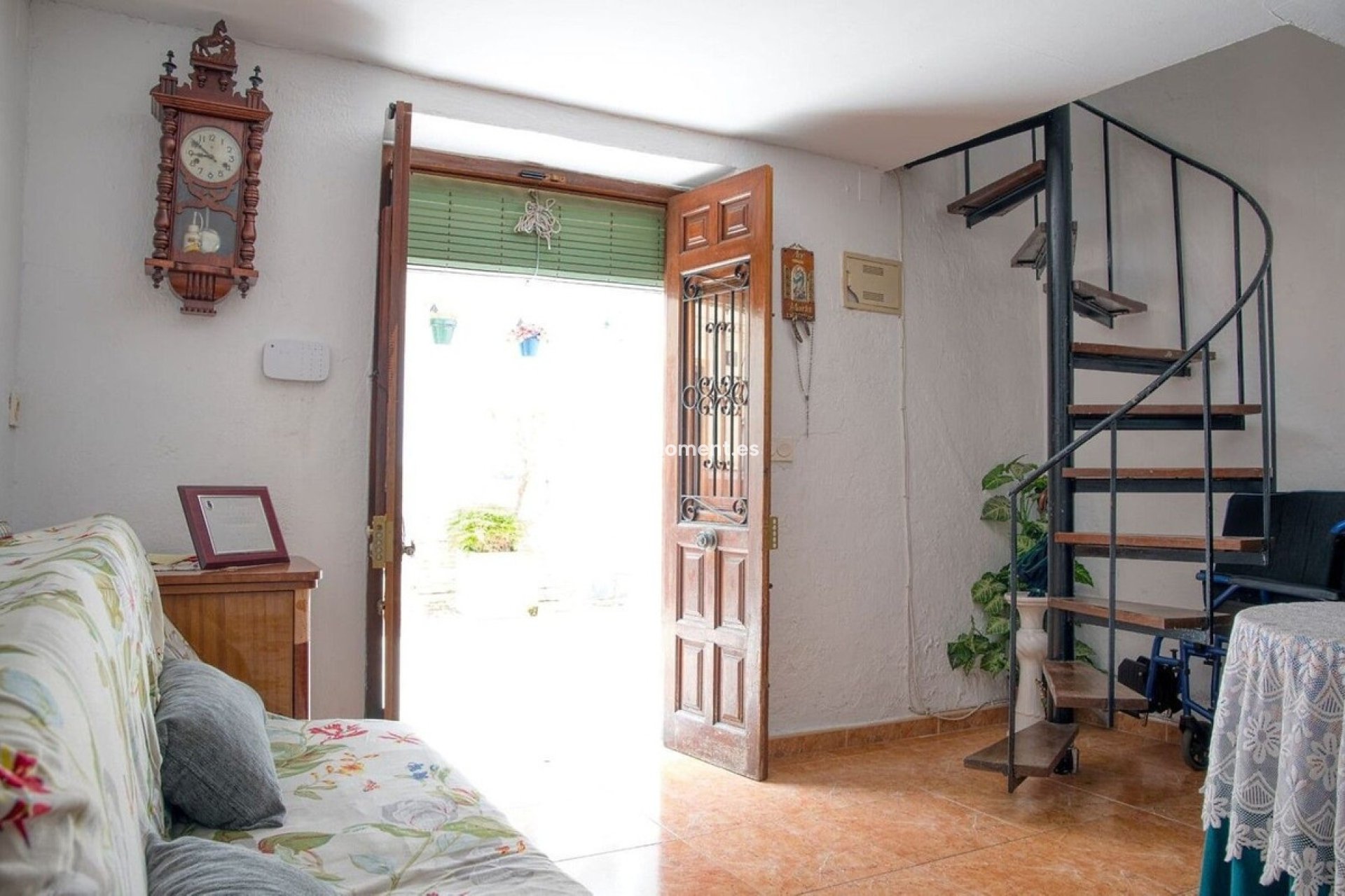 Resale - Detached villa - Estepona - Estepona Centro