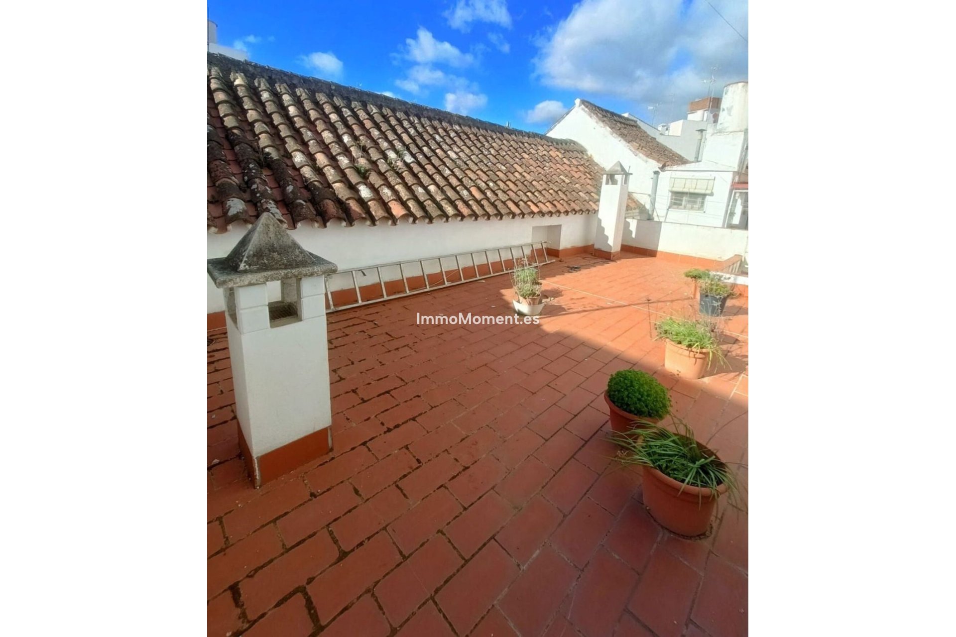 Resale - Detached villa - Estepona - Estepona Centro