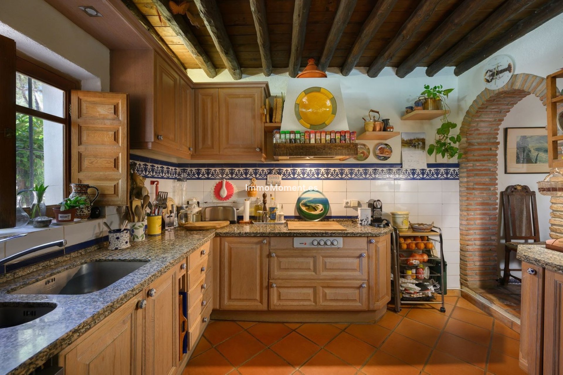 Resale - Detached villa - Estepona - Estepona Centro