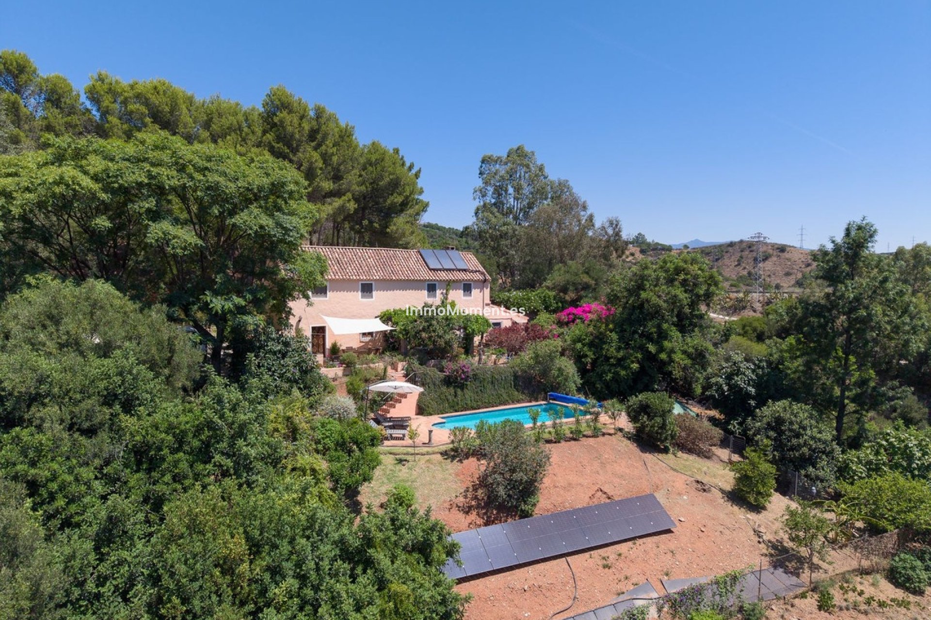Resale - Detached villa - Estepona - Estepona Centro