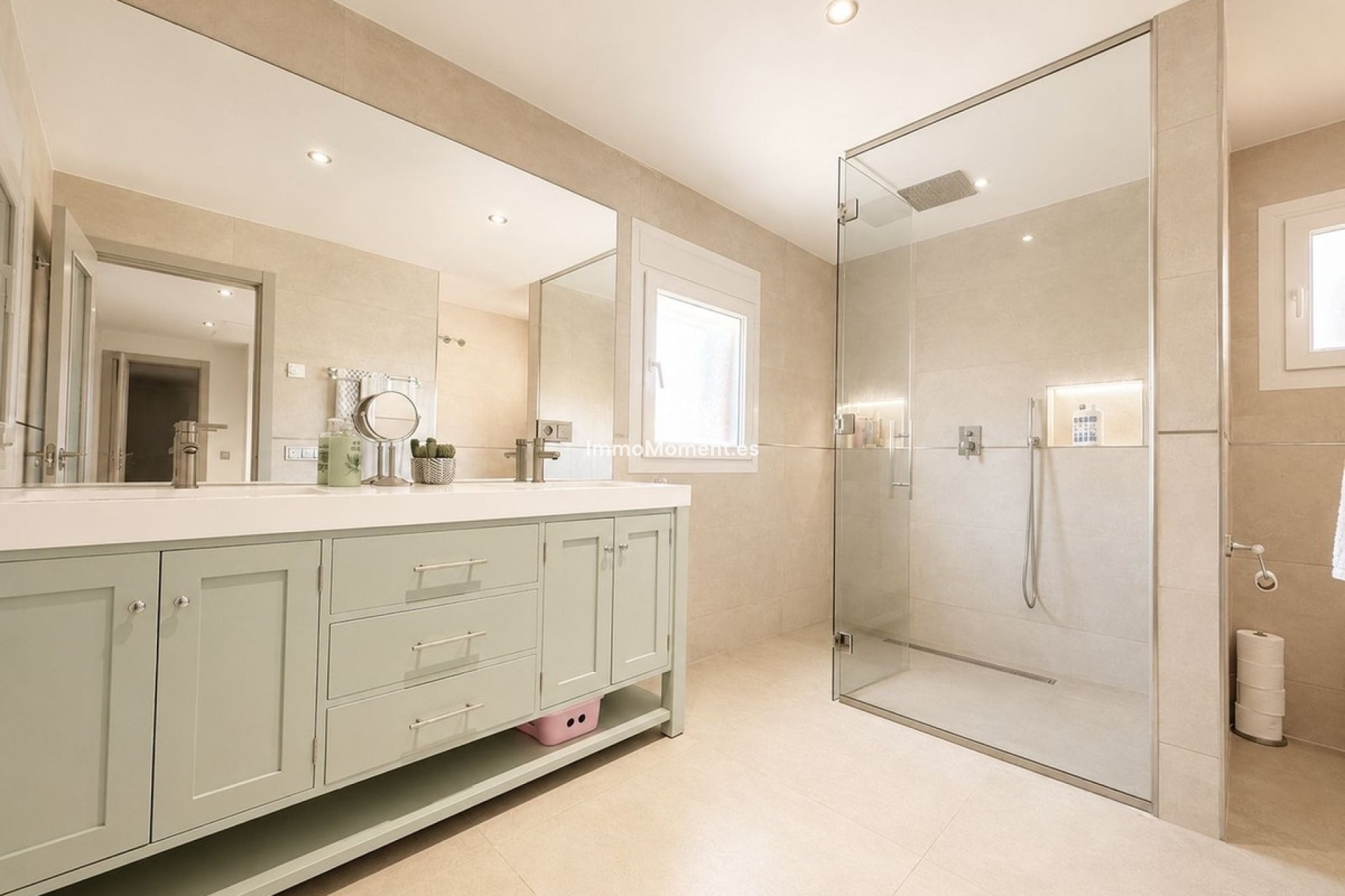 Resale - Detached villa - Estepona - New Golden Mile