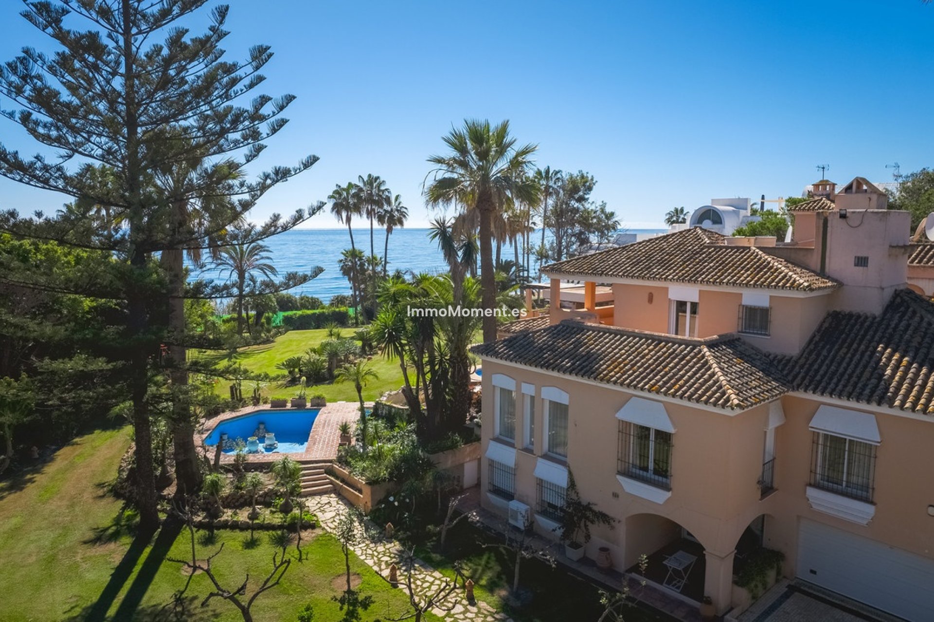 Resale - Detached villa - Estepona - New Golden Mile