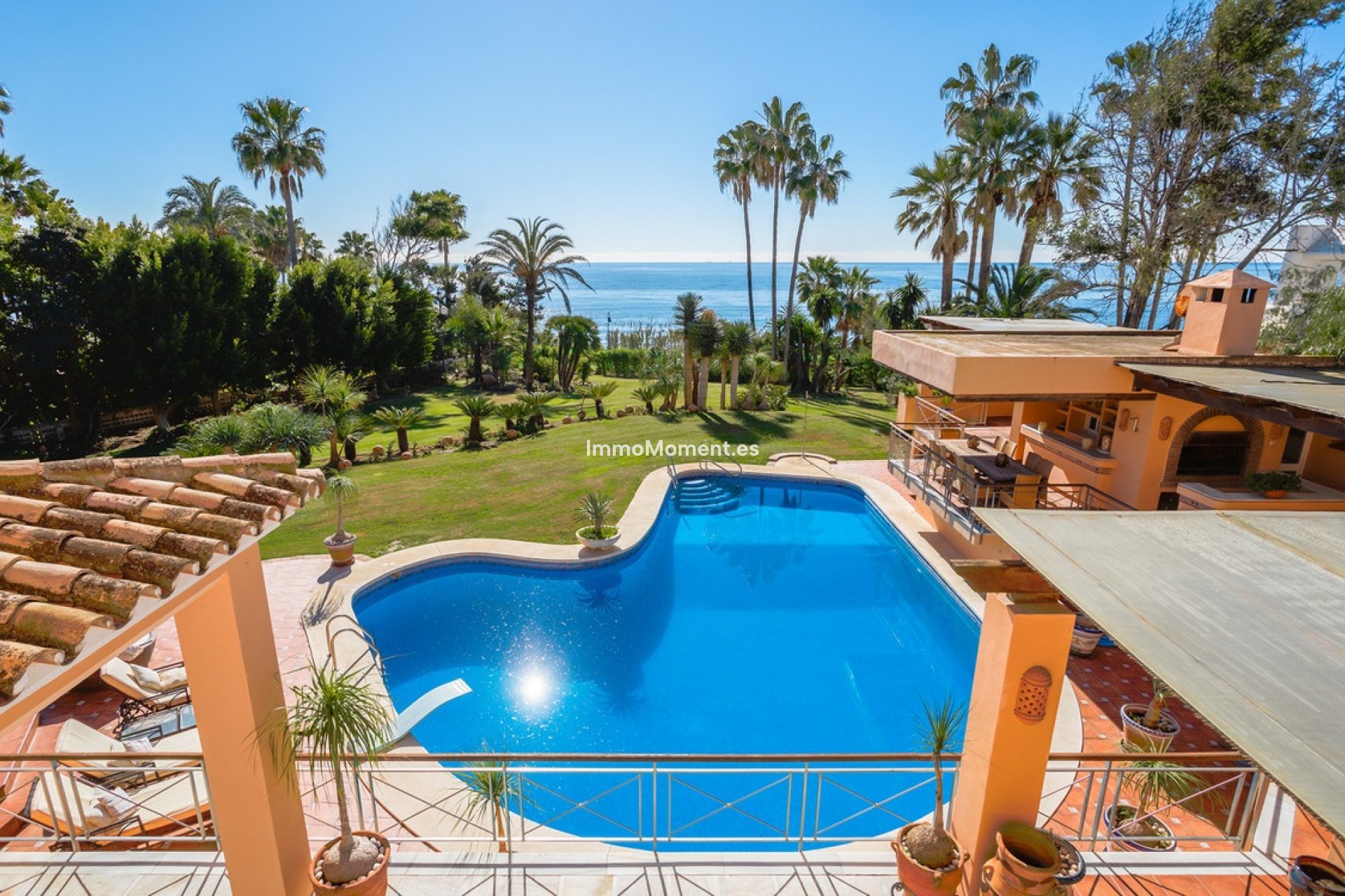 Resale - Detached villa - Estepona - New Golden Mile