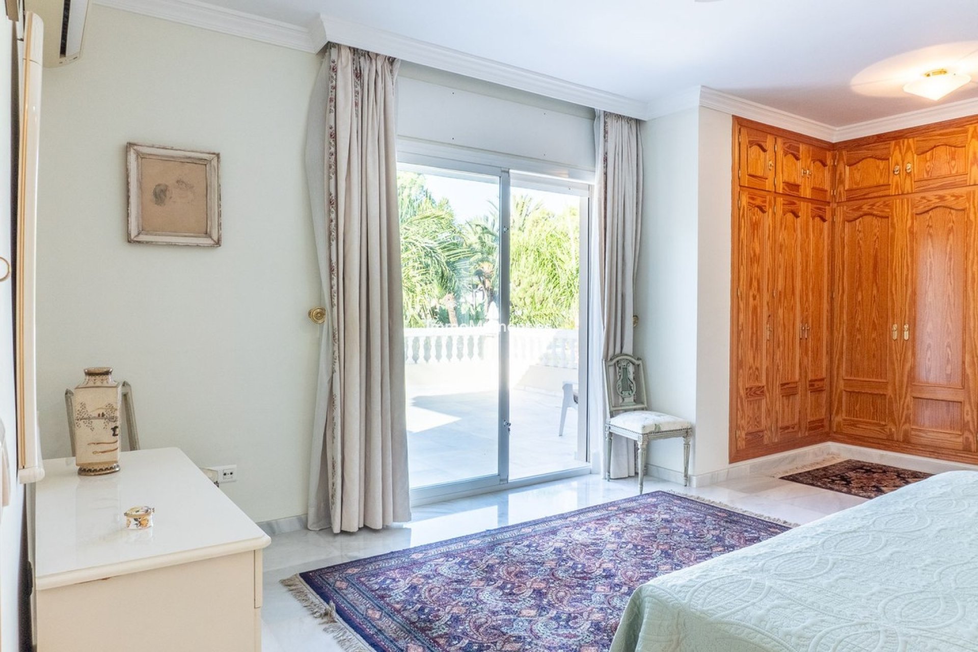 Resale - Detached villa - Estepona - New Golden Mile