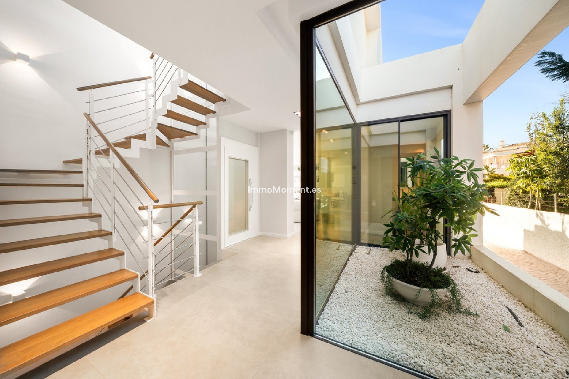 Resale - Detached villa - Estepona - New Golden Mile