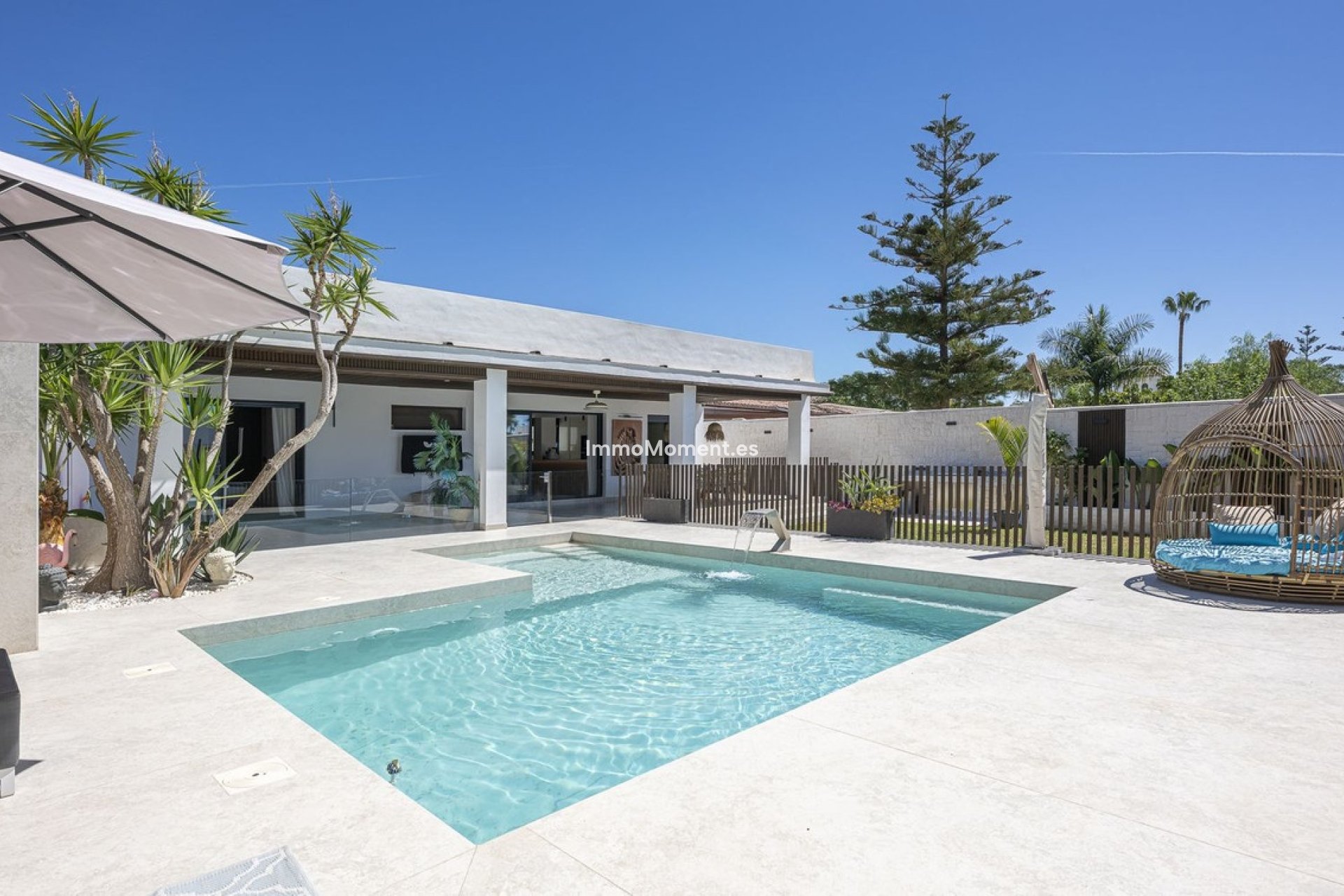 Resale - Detached villa - Estepona - New Golden Mile