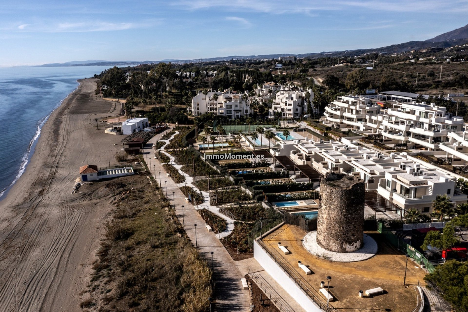 Resale - Detached villa - Estepona - New Golden Mile